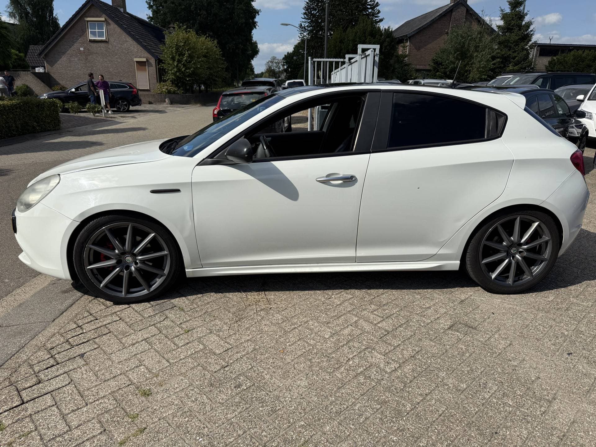 Alfa Romeo Giulietta thumbnail 5