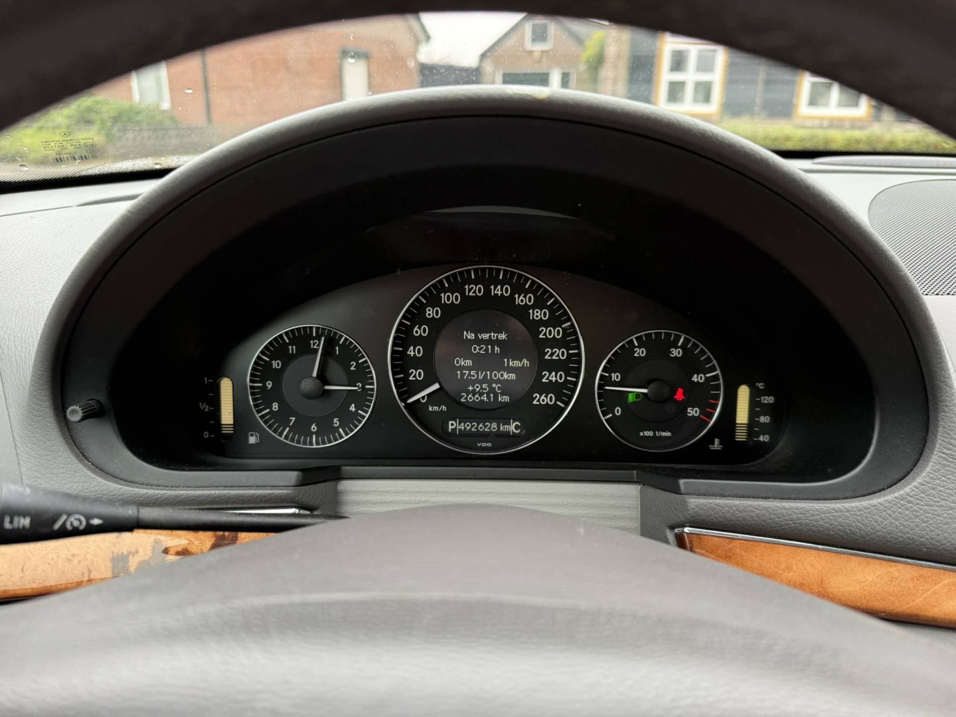 Mercedes-Benz E-Klasse thumbnail 15