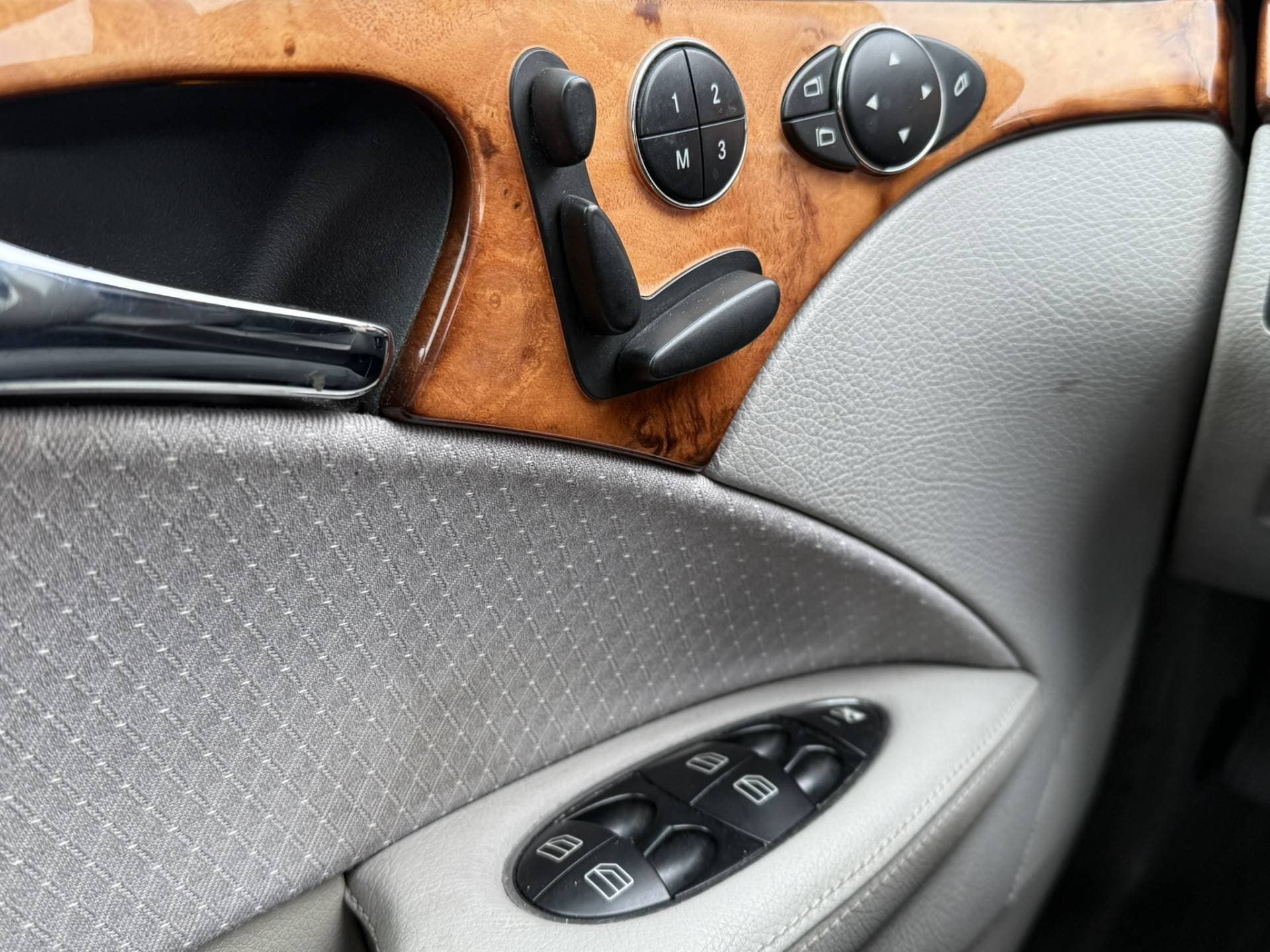 Mercedes-Benz E-Klasse thumbnail 19