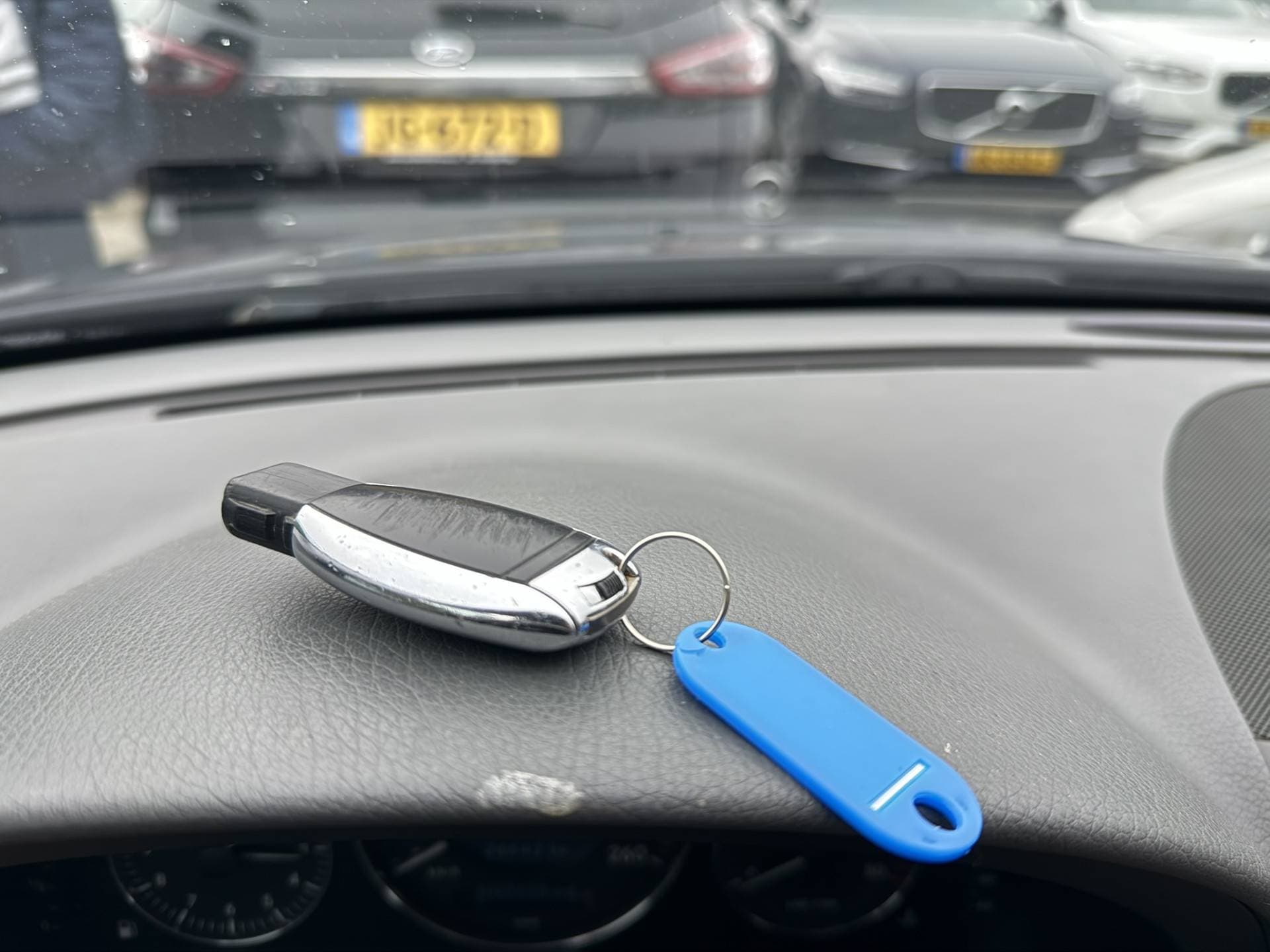 Mercedes-Benz E-Klasse thumbnail 24