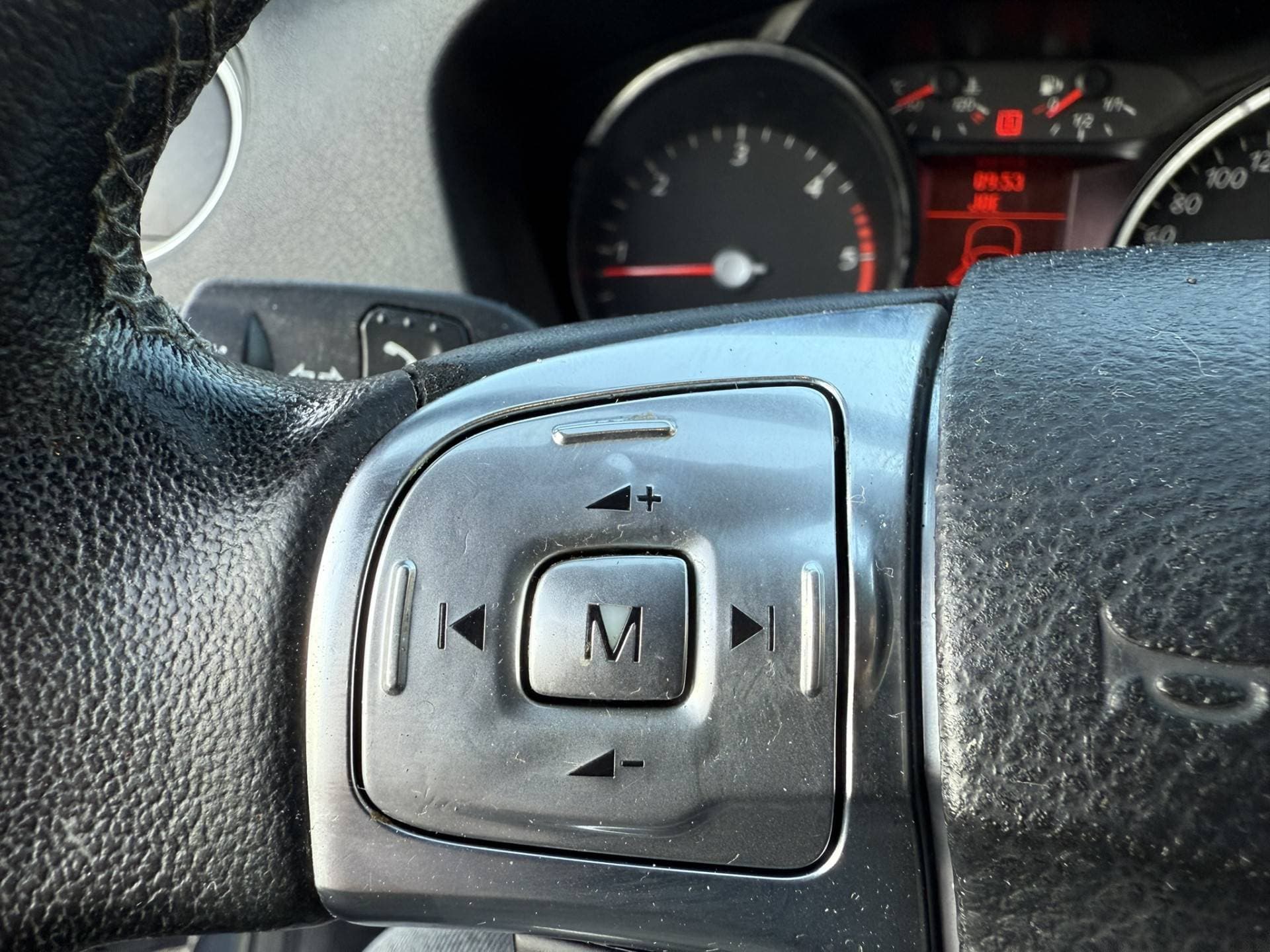 Ford Mondeo thumbnail 16