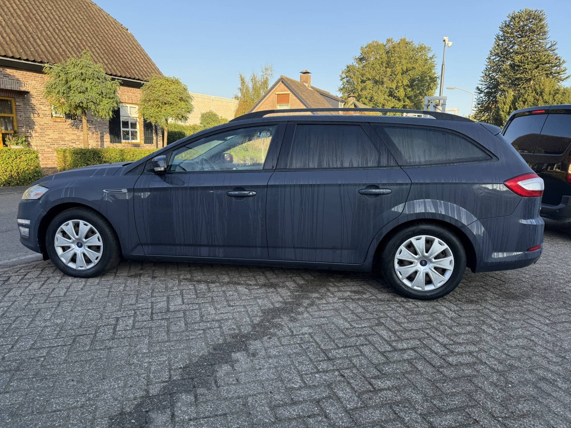 Ford Mondeo thumbnail 4