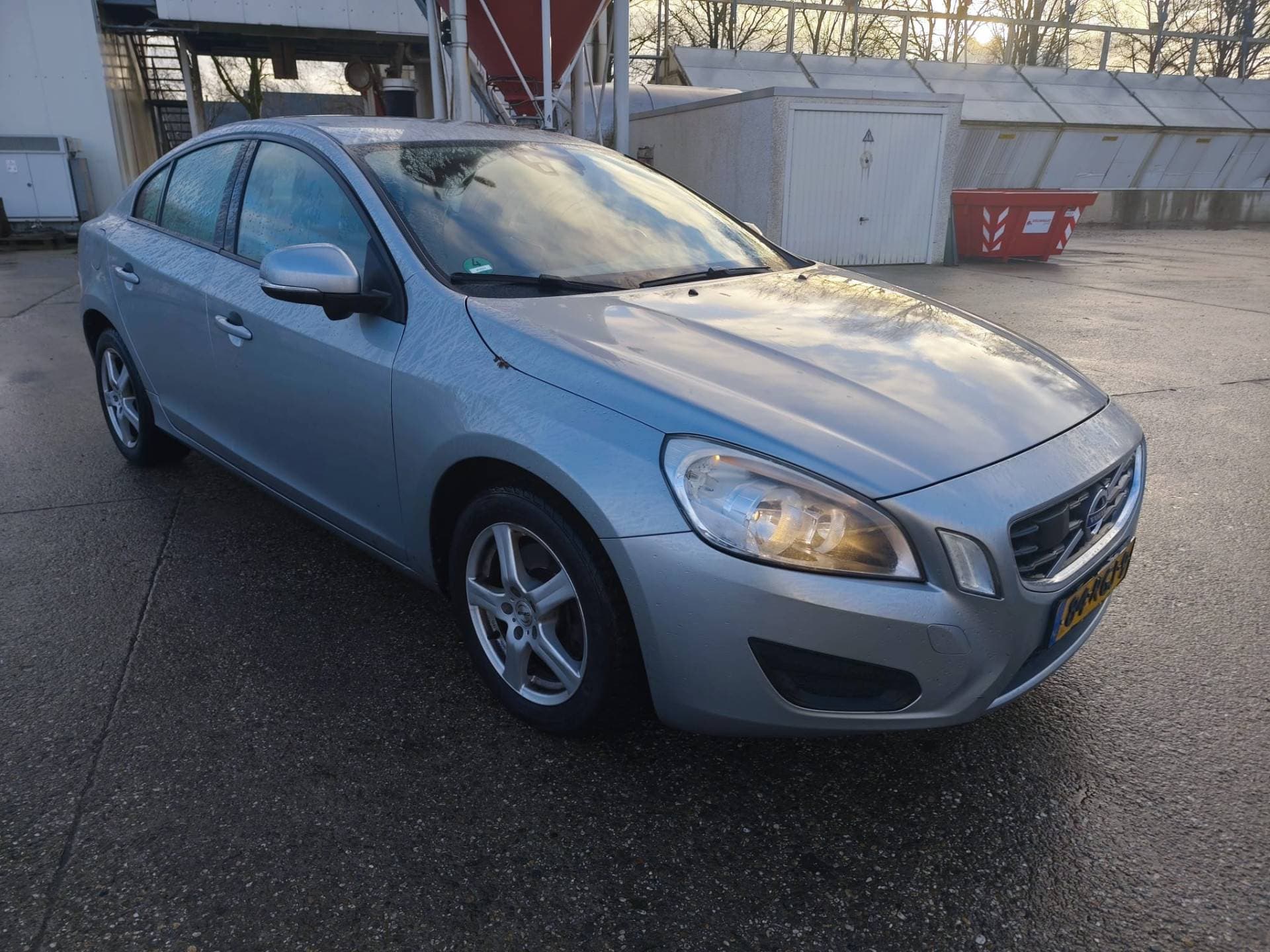 Volvo S60 2.0 D3 Intro Edition thumbnail 2