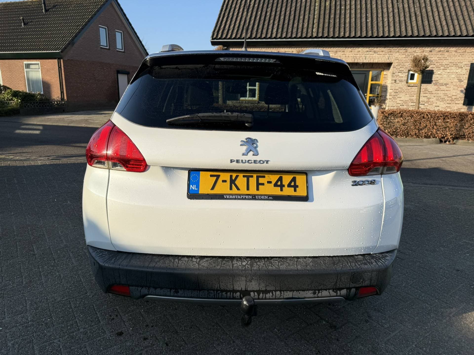 Peugeot 2008 thumbnail 6