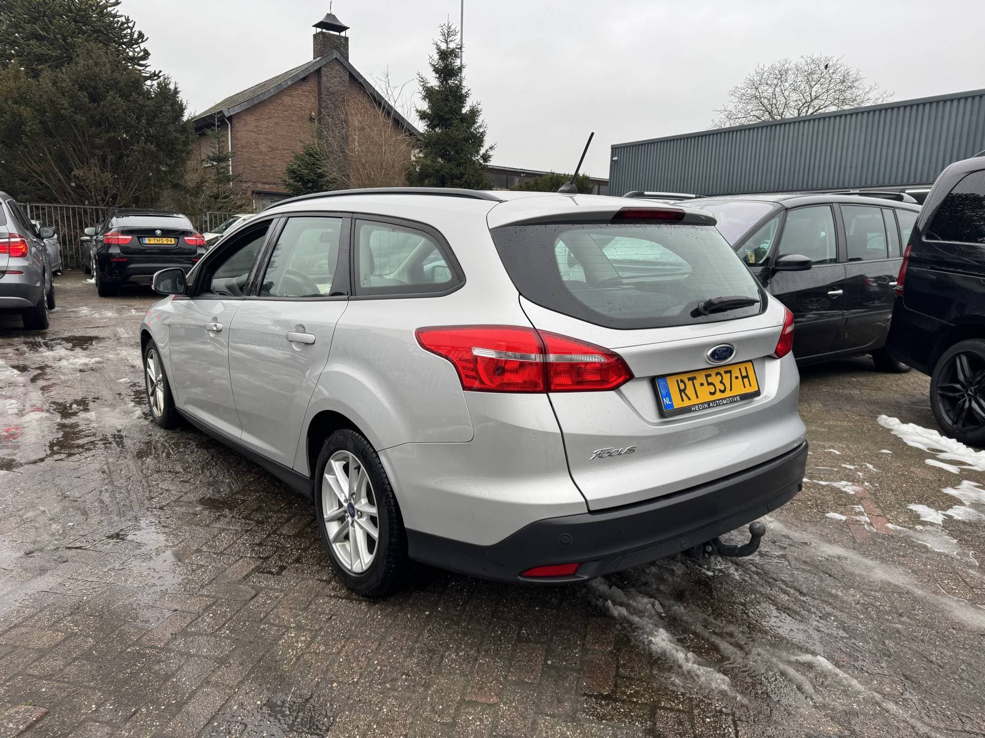 Ford Focus thumbnail 11