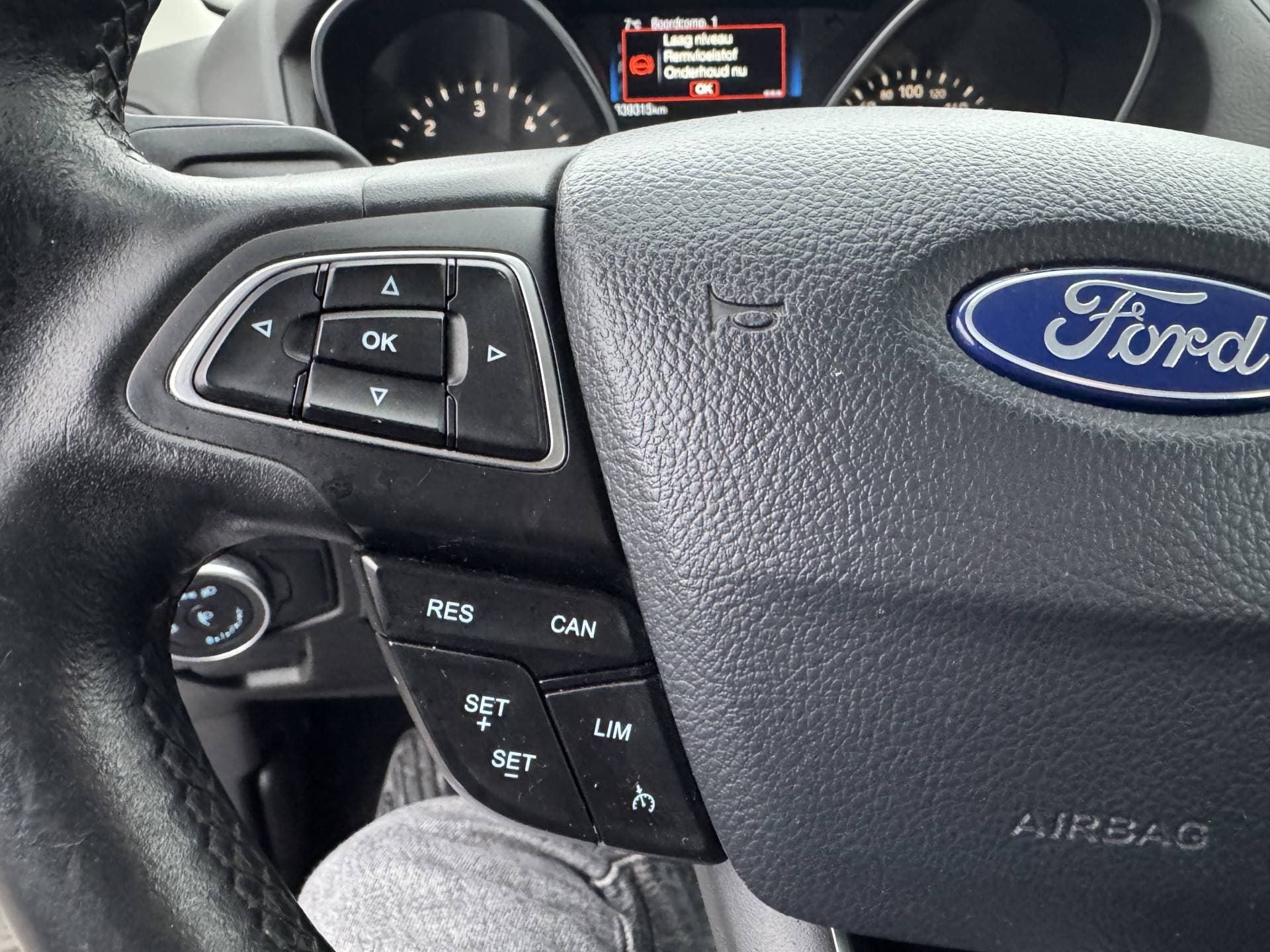 Ford Focus thumbnail 8