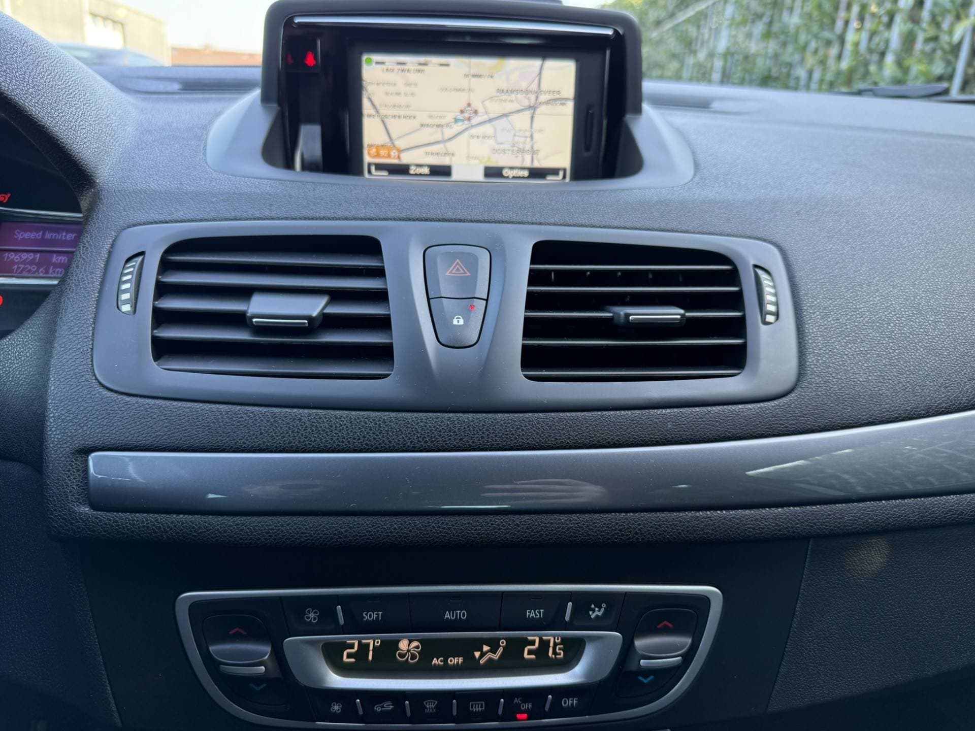 Renault Mégane thumbnail 15