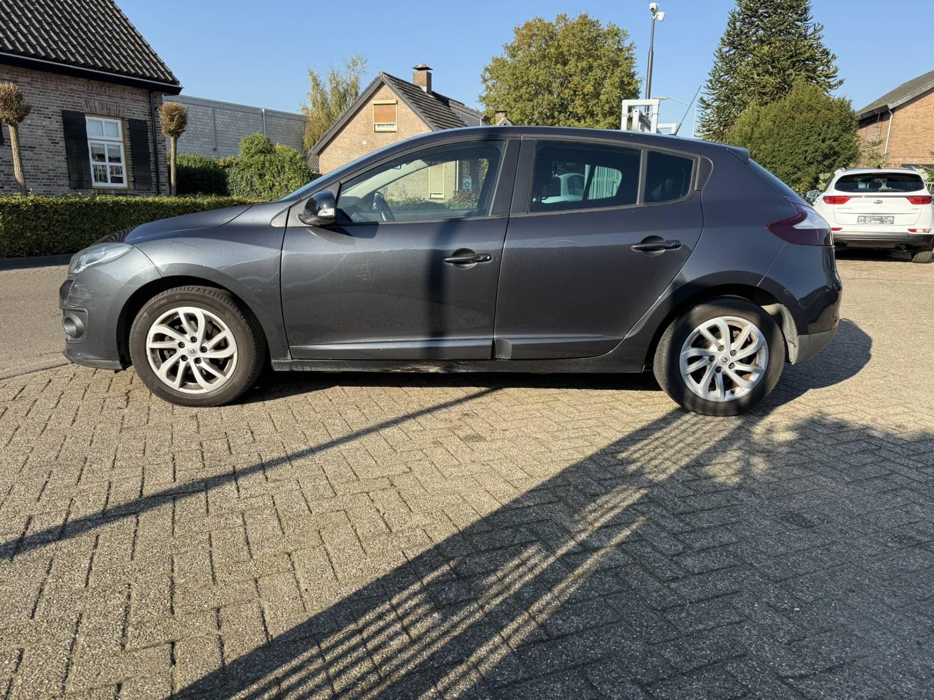 Renault Mégane thumbnail 4