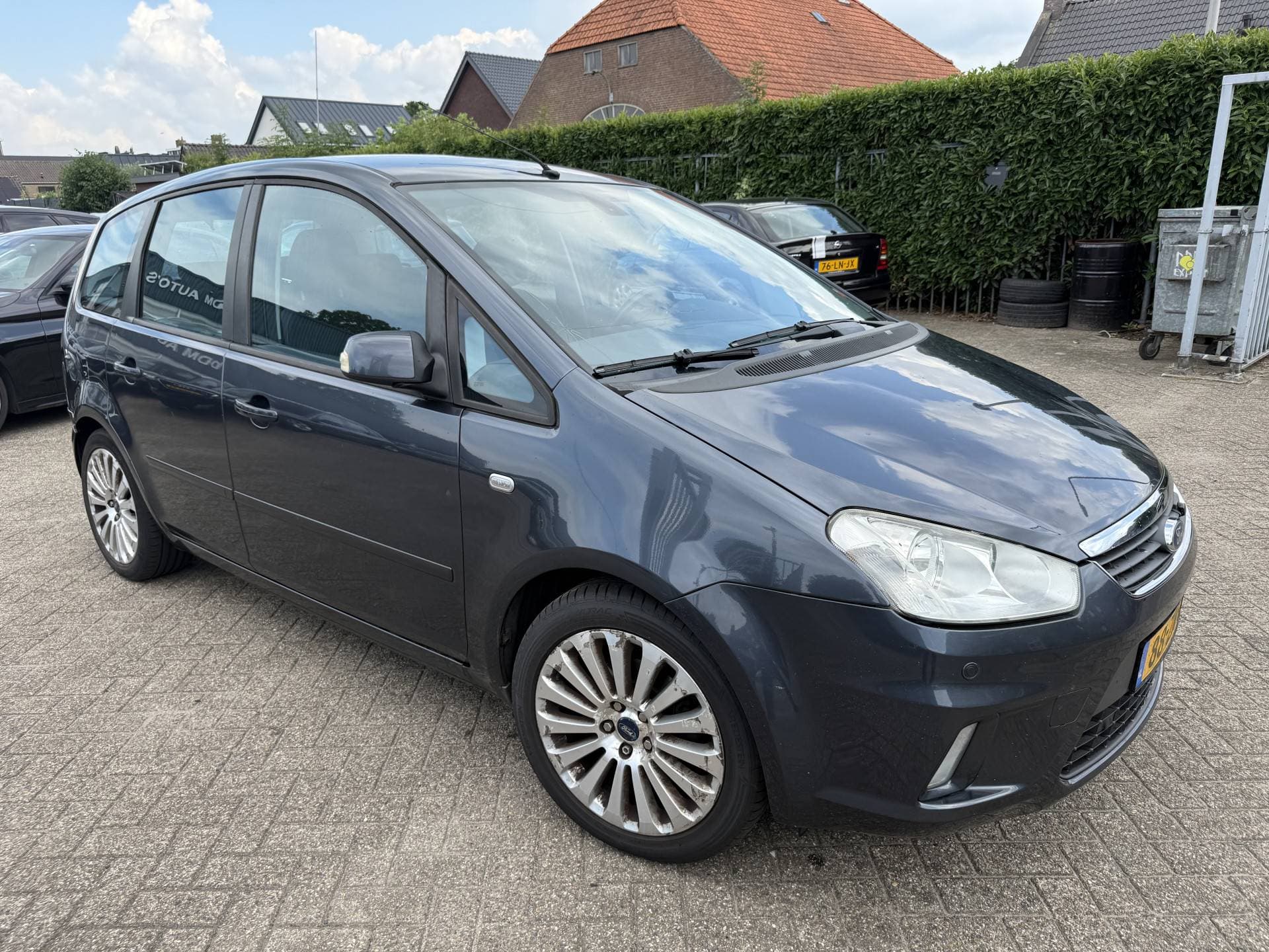 Ford C-MAX thumbnail 7