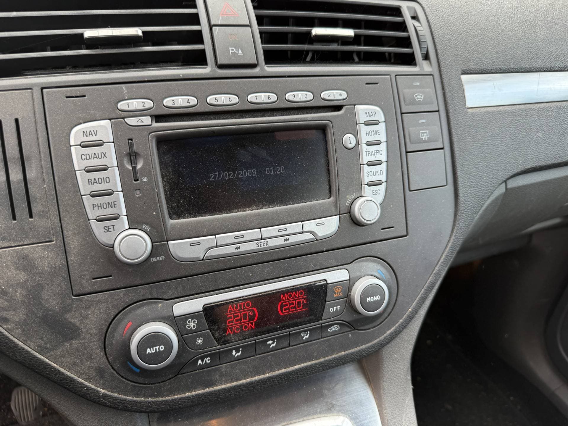 Ford C-MAX thumbnail 9