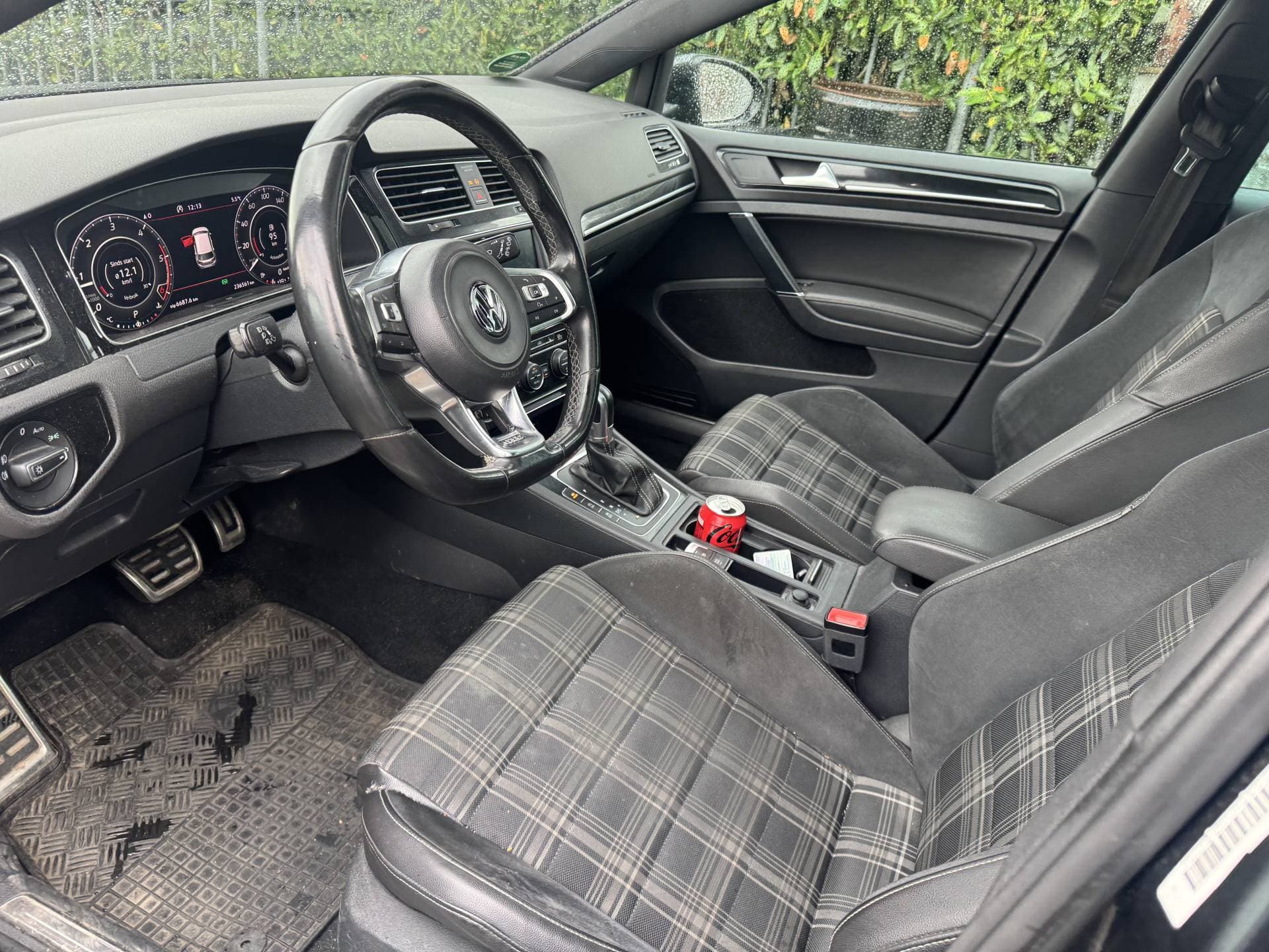 Volkswagen Golf 2.0 TDI GTD thumbnail 12