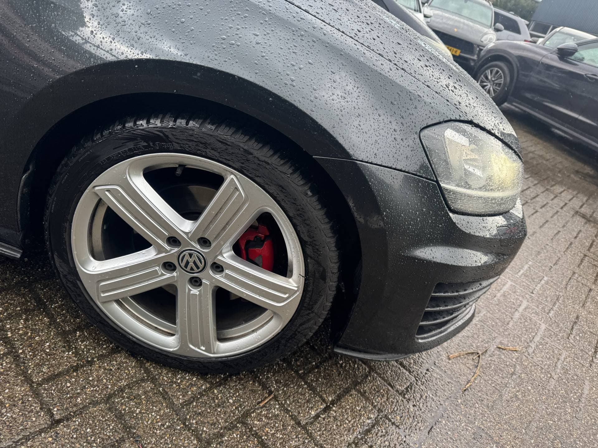 Volkswagen Golf 2.0 TDI GTD thumbnail 4