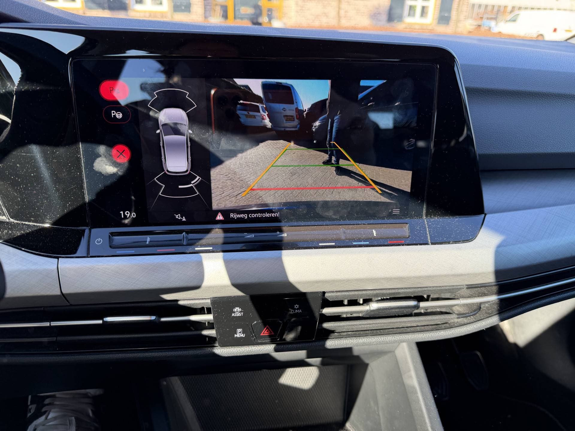 Volkswagen Golf 2.0 TDI Life Business thumbnail 15