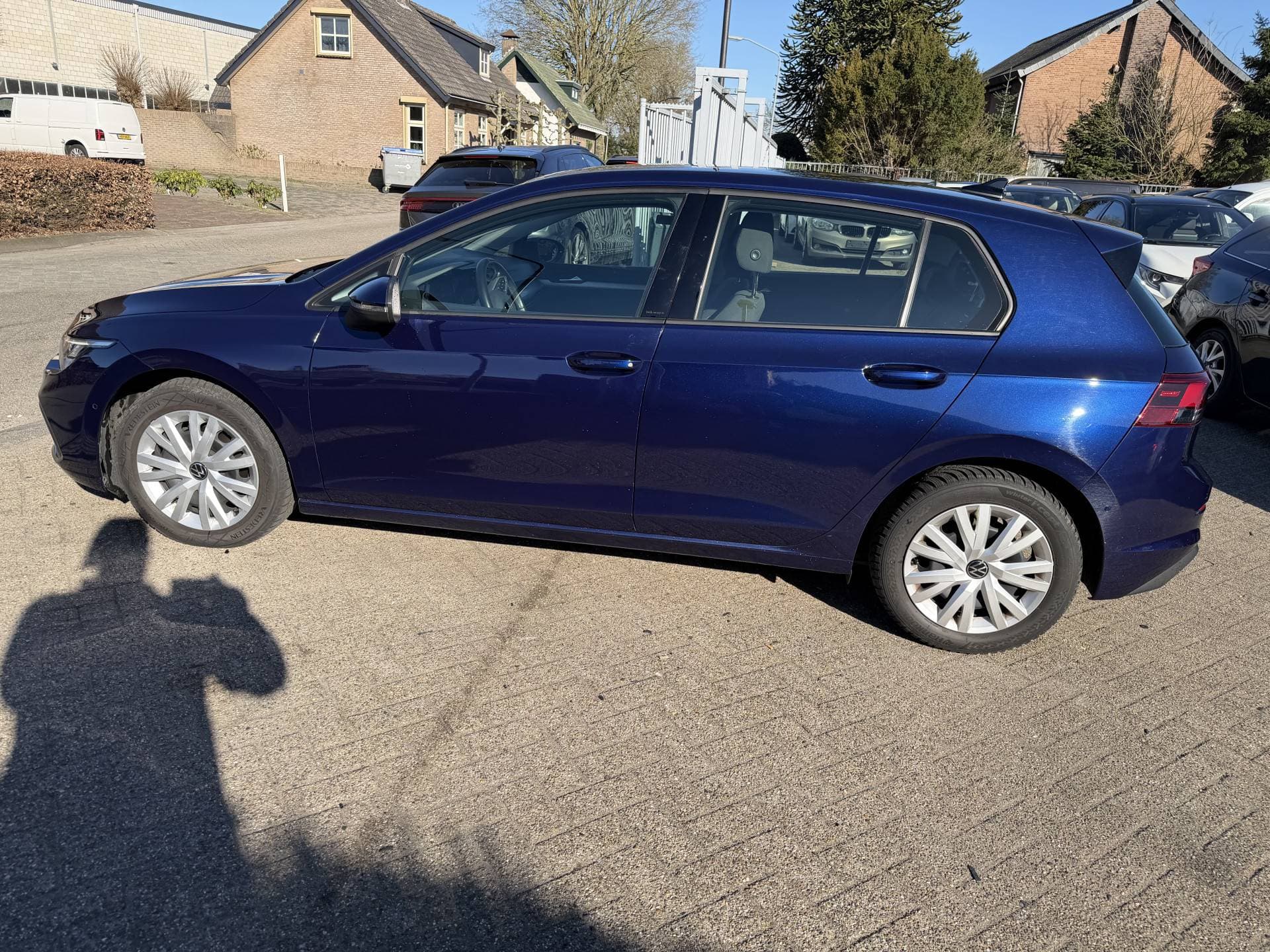 Volkswagen Golf 2.0 TDI Life Business thumbnail 3