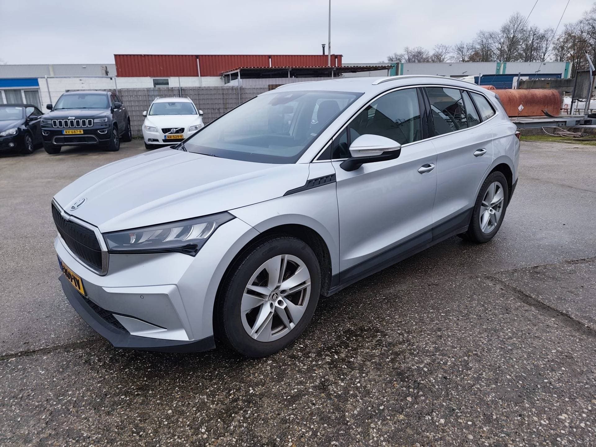 Skoda Enyaq iV thumbnail 4