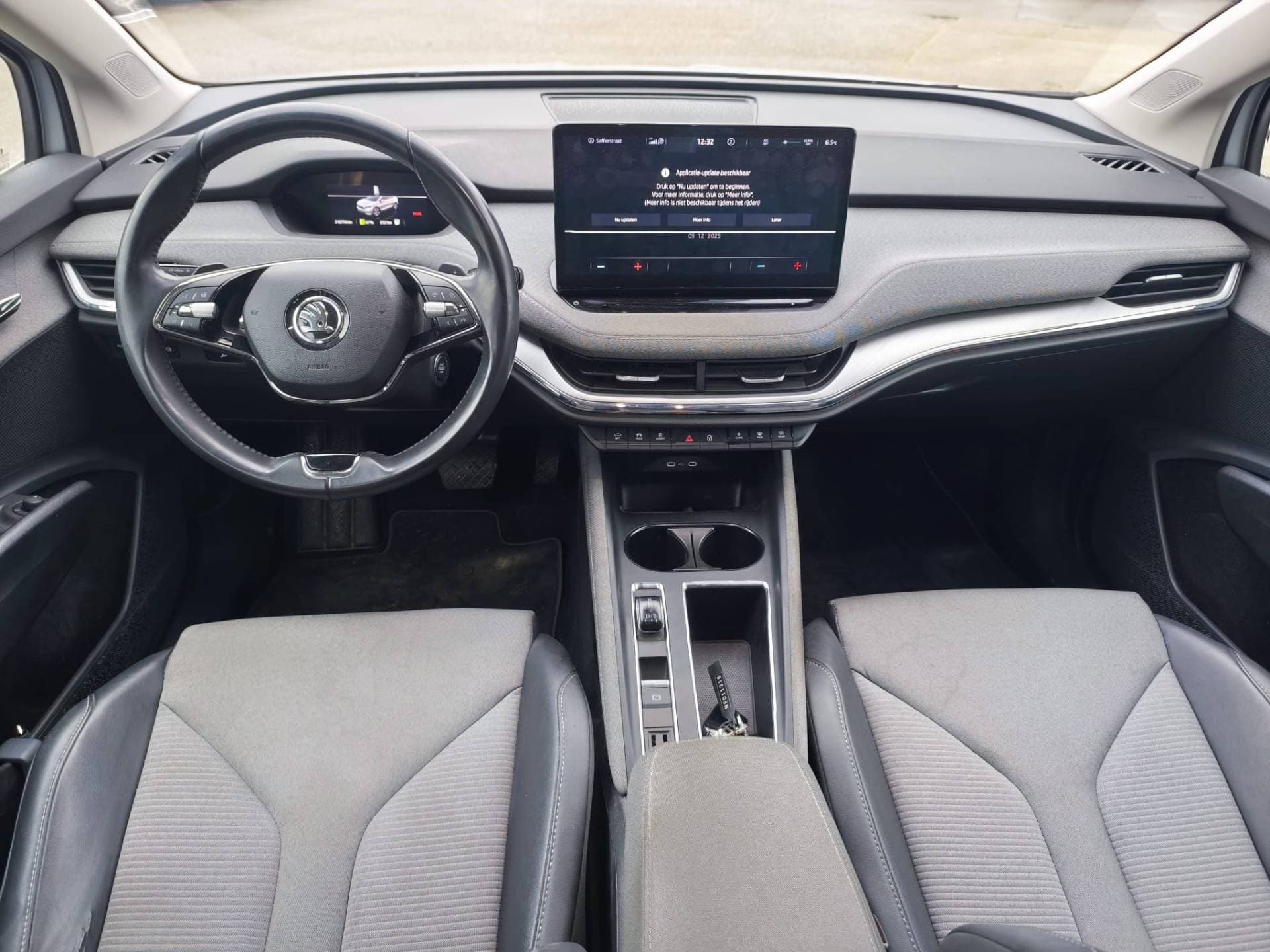 Skoda Enyaq iV thumbnail 8