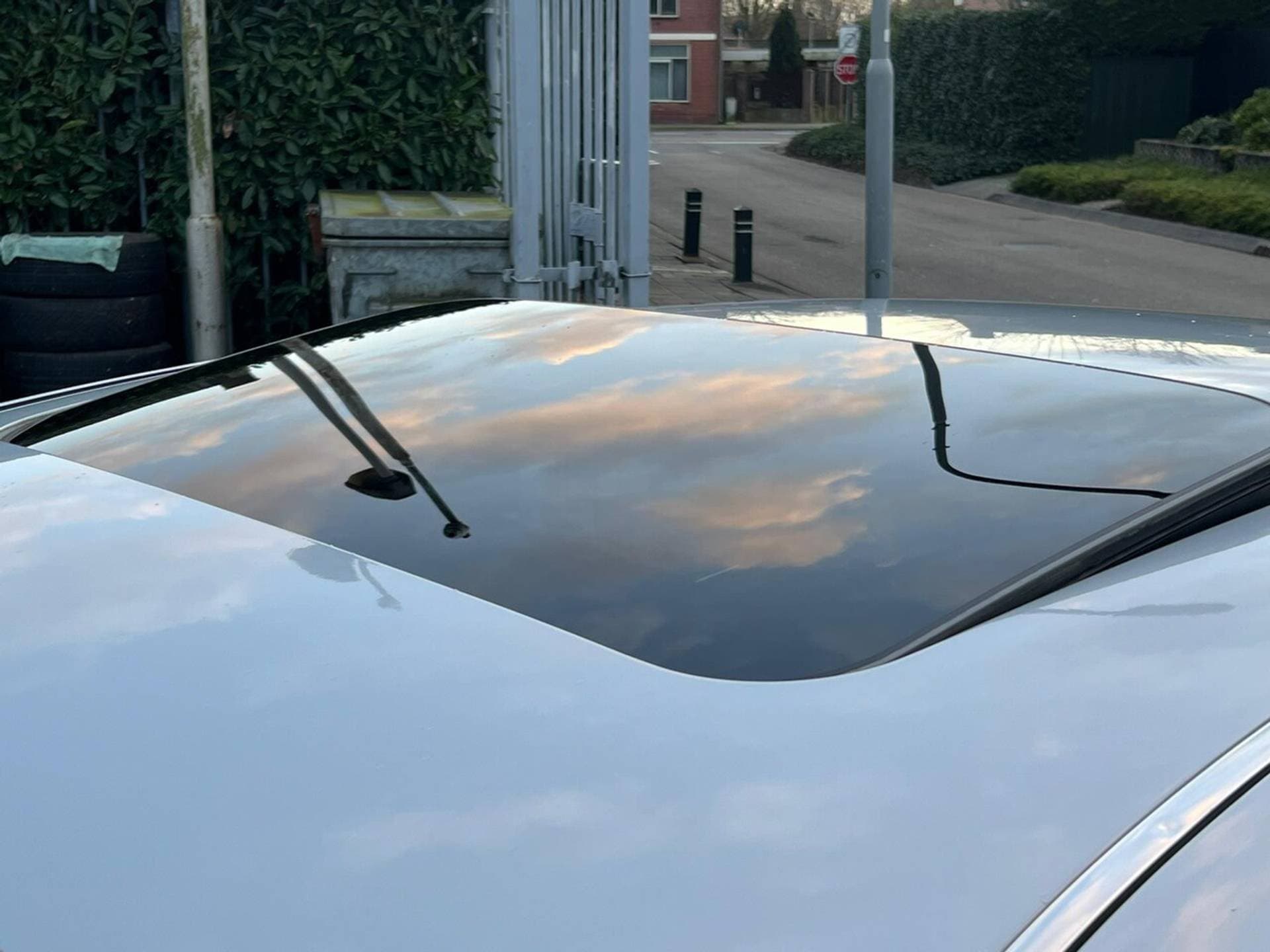 Infiniti M thumbnail 9