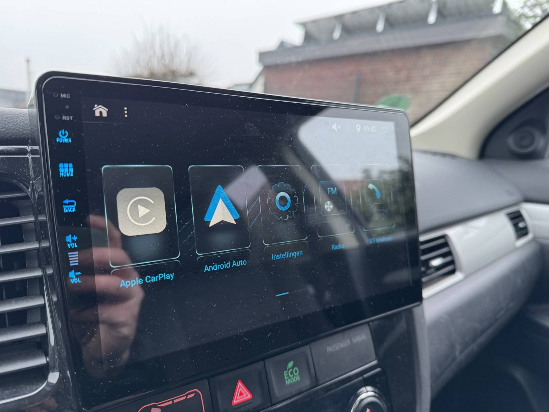 Mitsubishi Outlander thumbnail 16