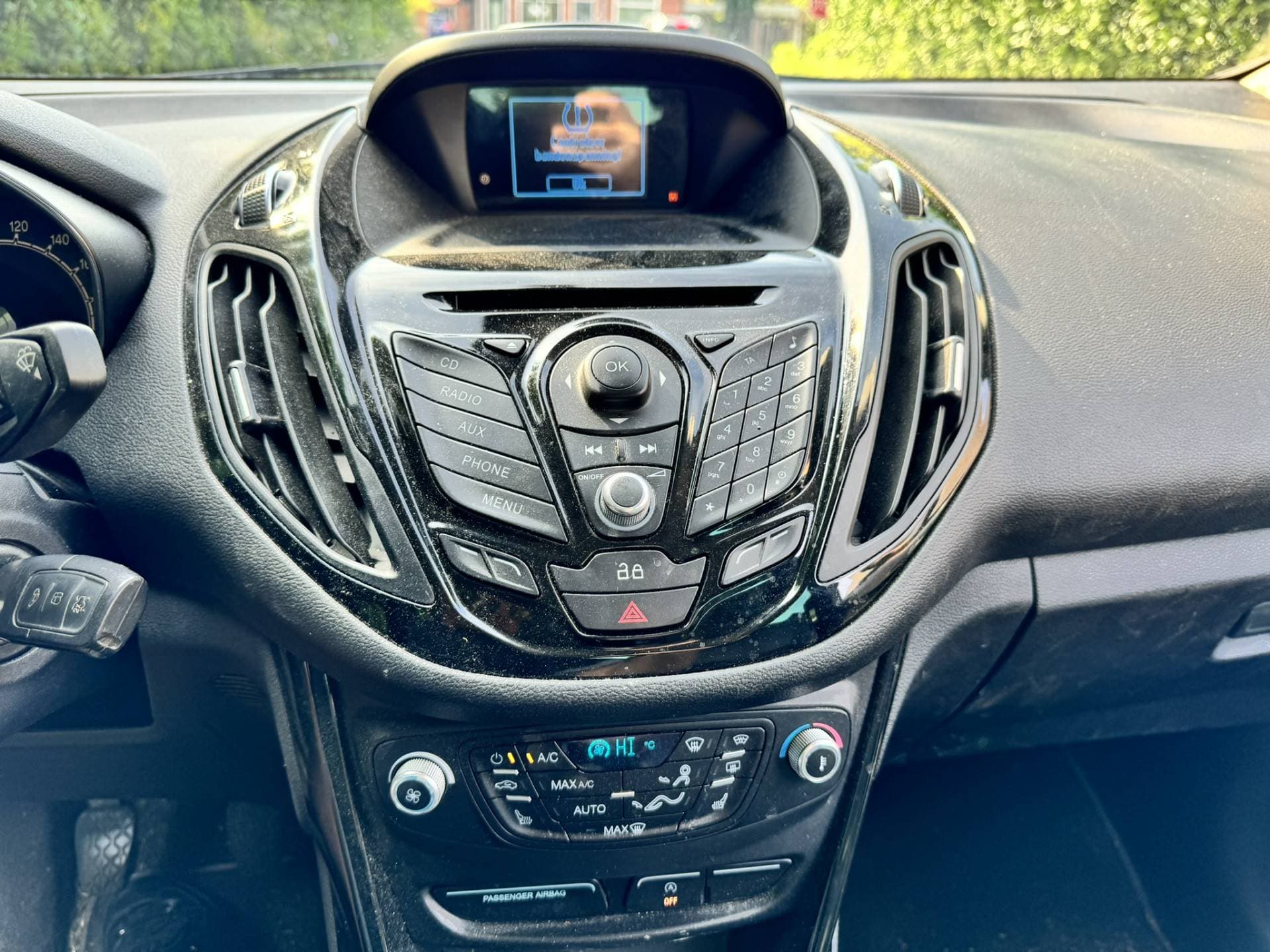 Ford B-MAX thumbnail 13