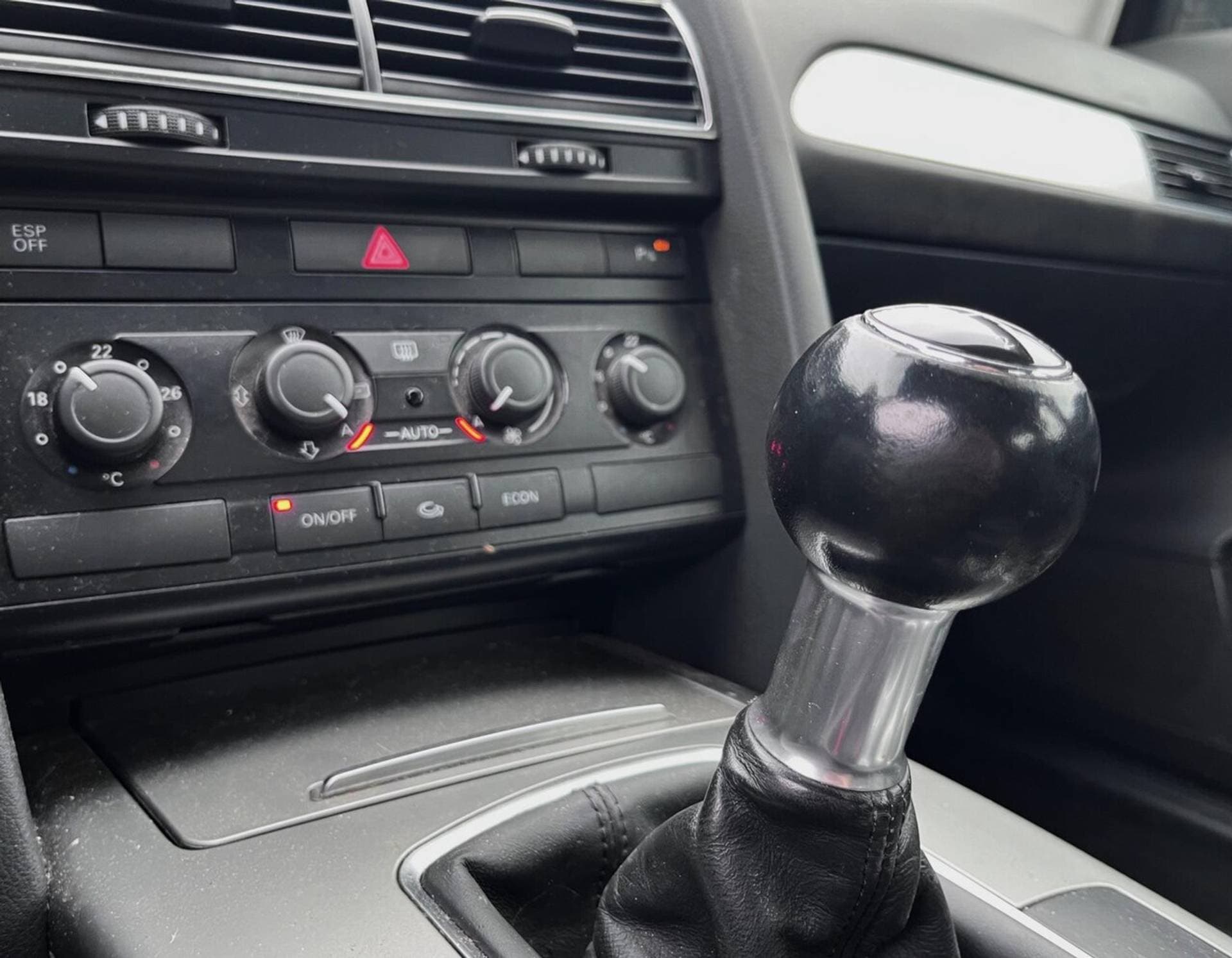 Audi A6 thumbnail 16