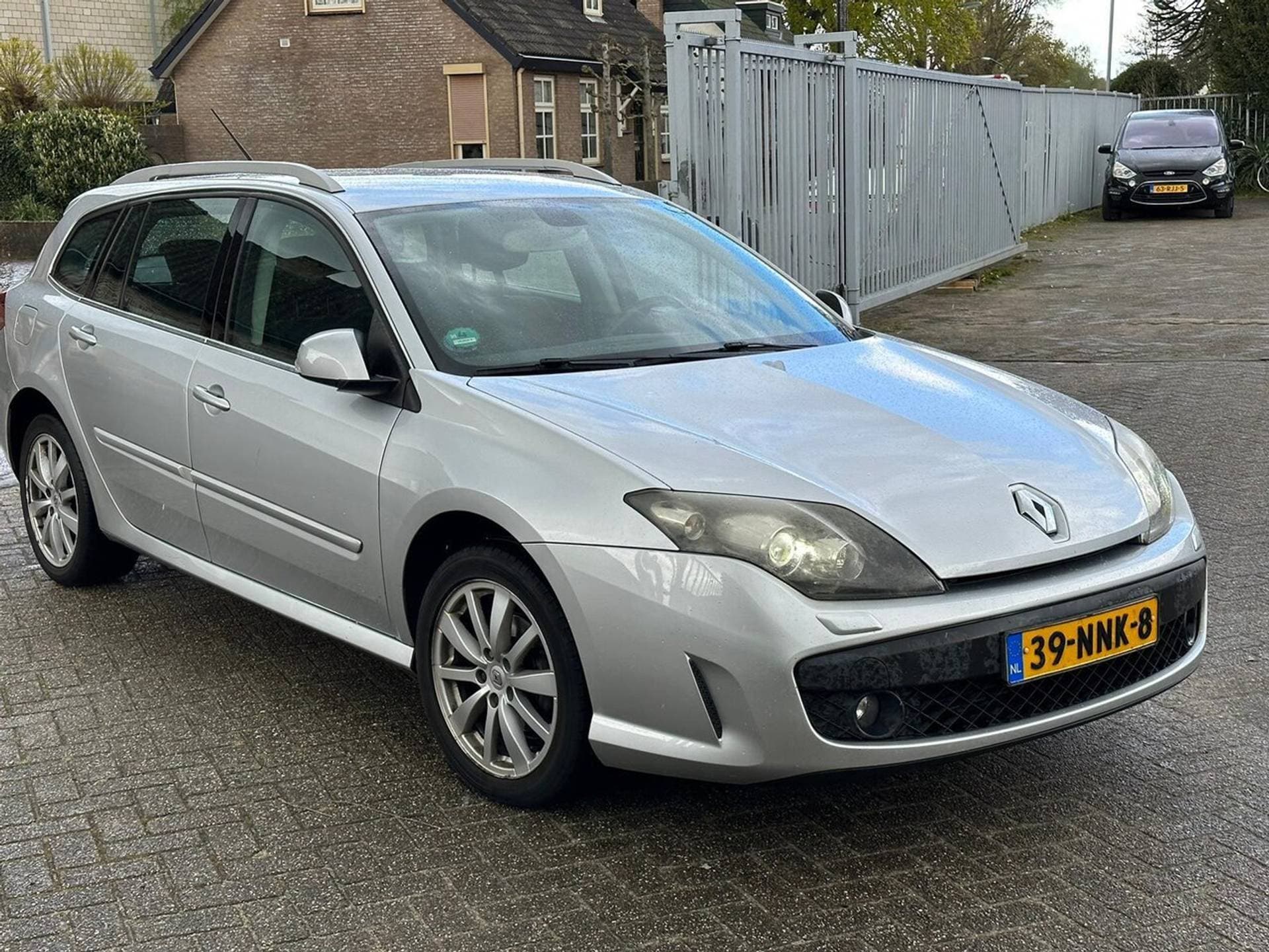 Renault Laguna thumbnail 2