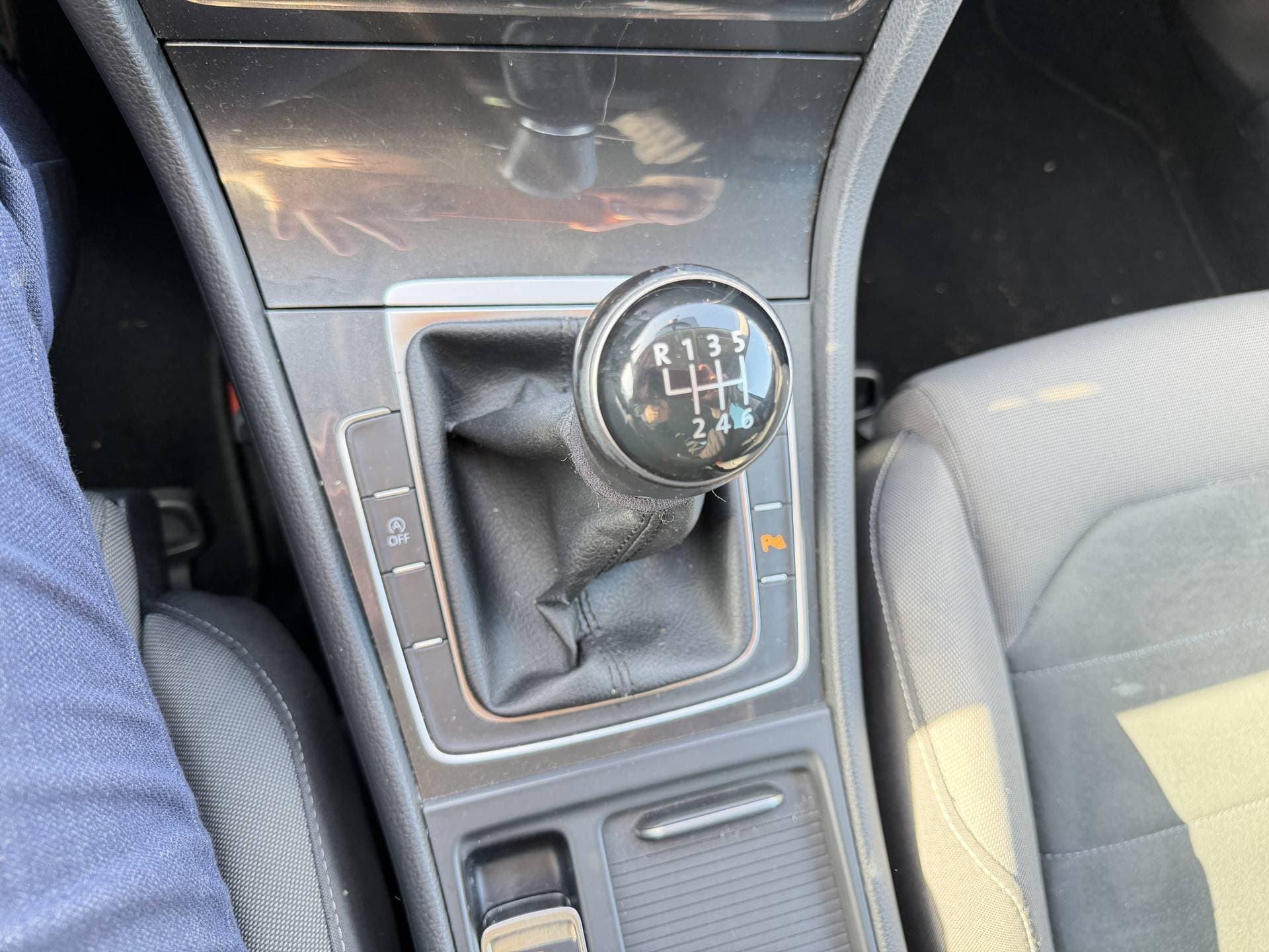 Volkswagen Golf TSI Comfortline Business thumbnail 11