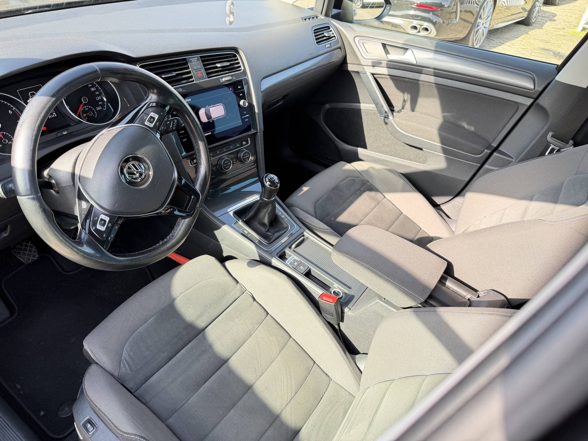 Volkswagen Golf TSI Comfortline Business thumbnail 16