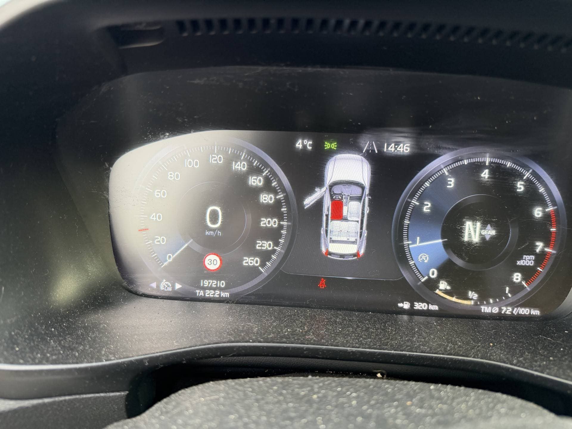 Volvo XC40 thumbnail 10