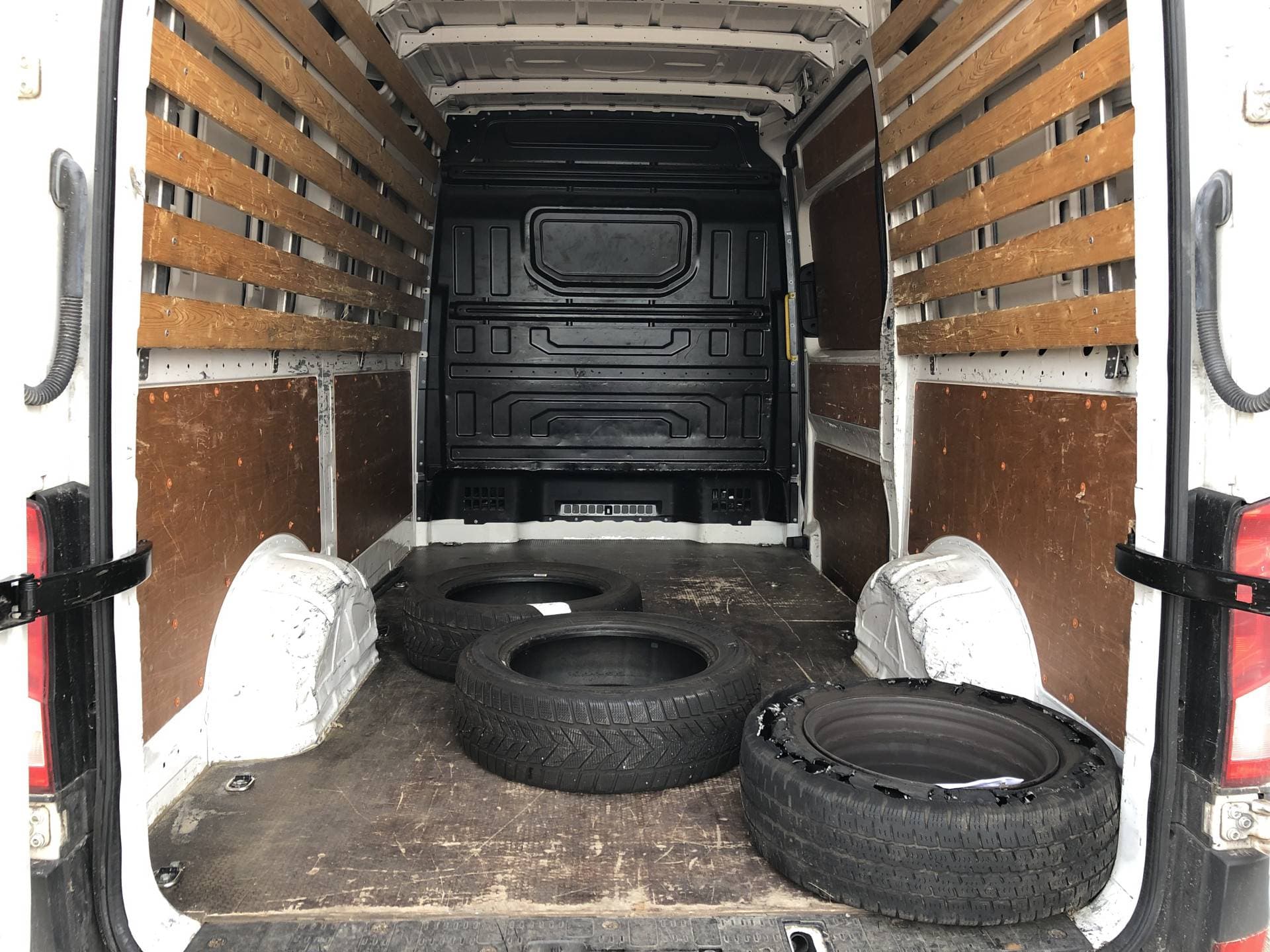 Volkswagen Crafter thumbnail 7