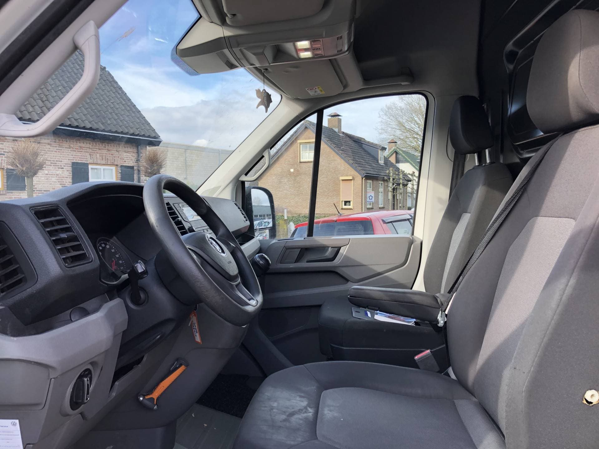 Volkswagen Crafter thumbnail 8