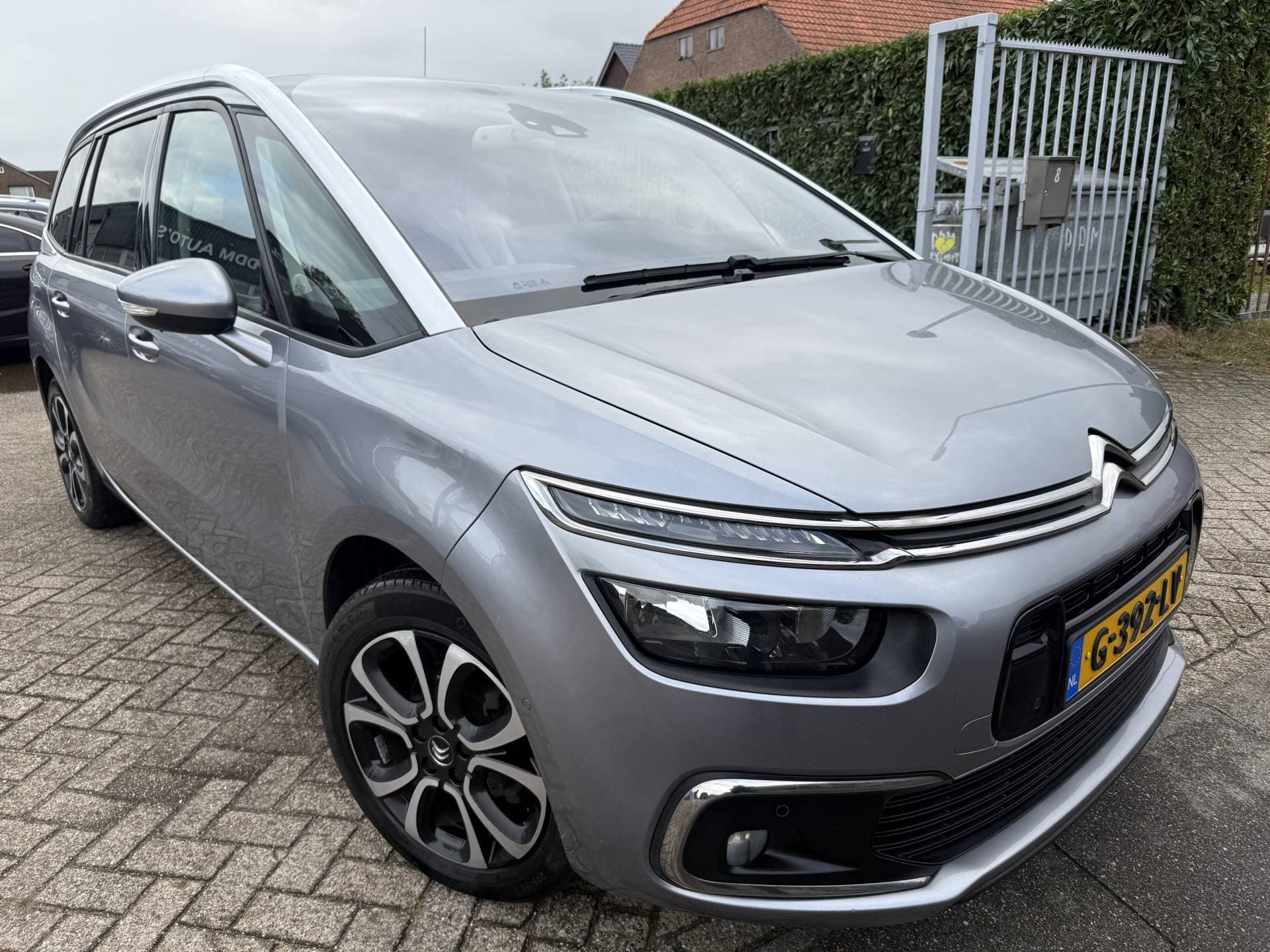 Citroen Grand C4 Spacetourer thumbnail 3