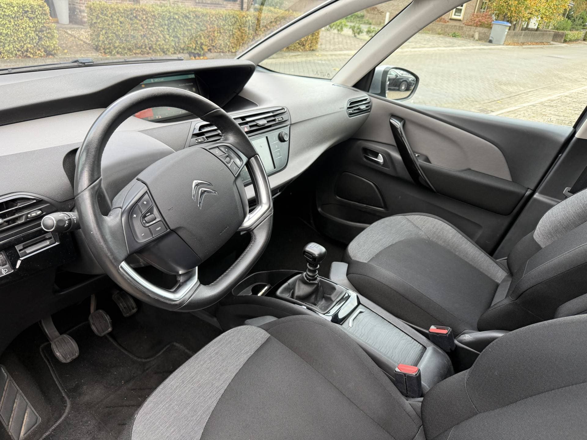 Citroen Grand C4 Spacetourer thumbnail 24