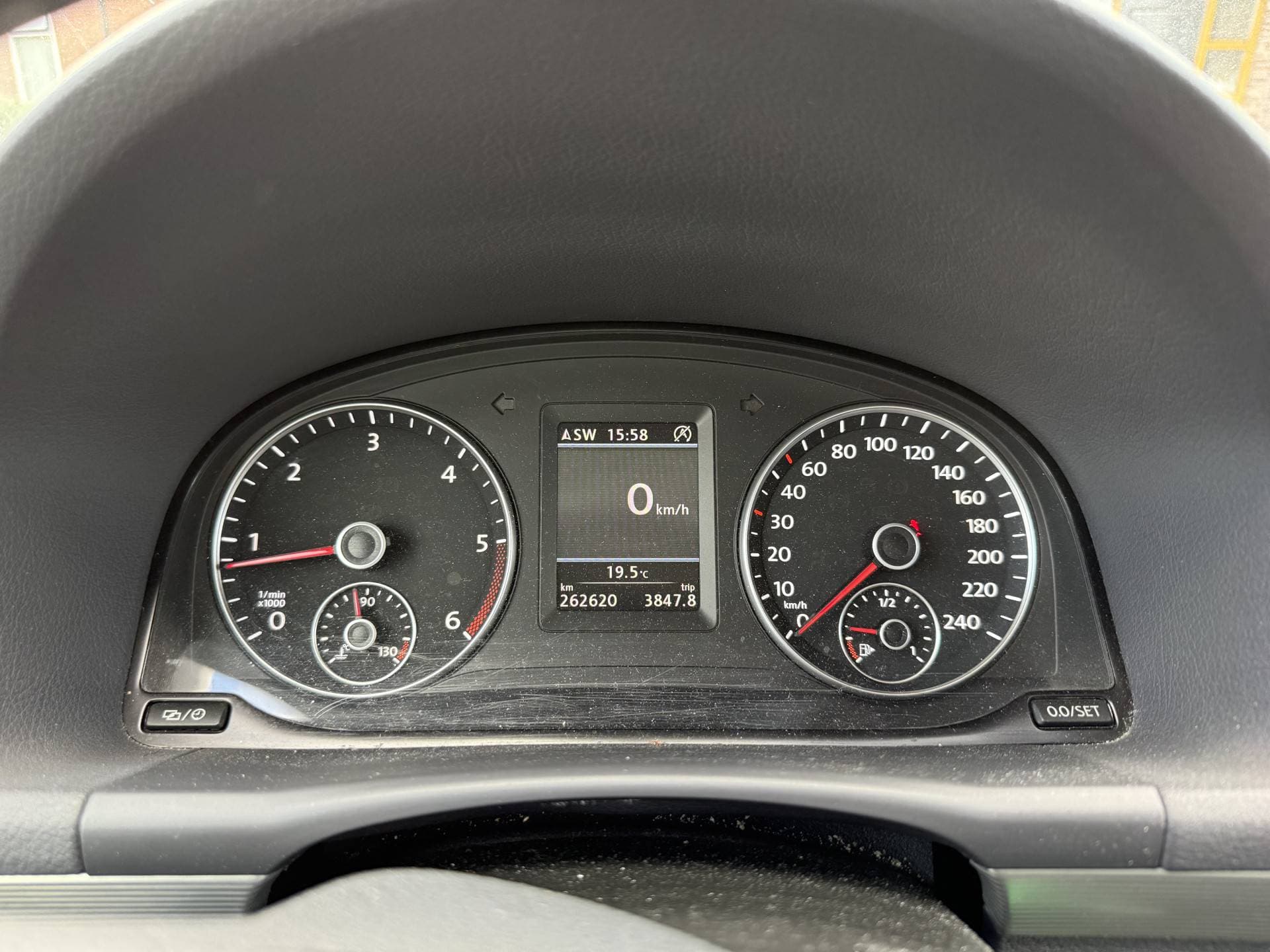 Volkswagen Touran thumbnail 12