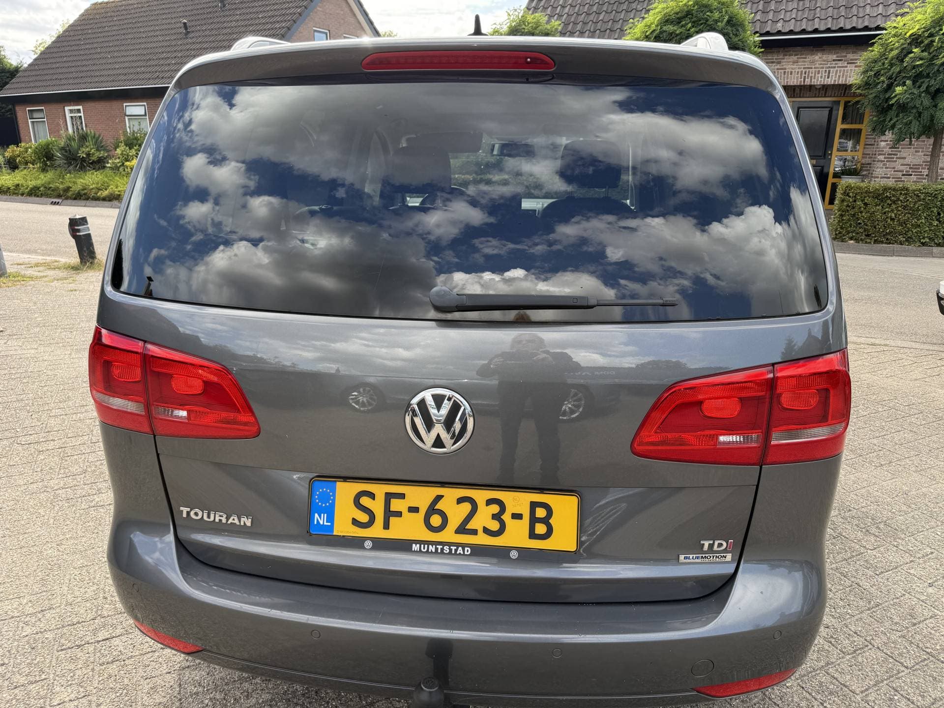 Volkswagen Touran thumbnail 6