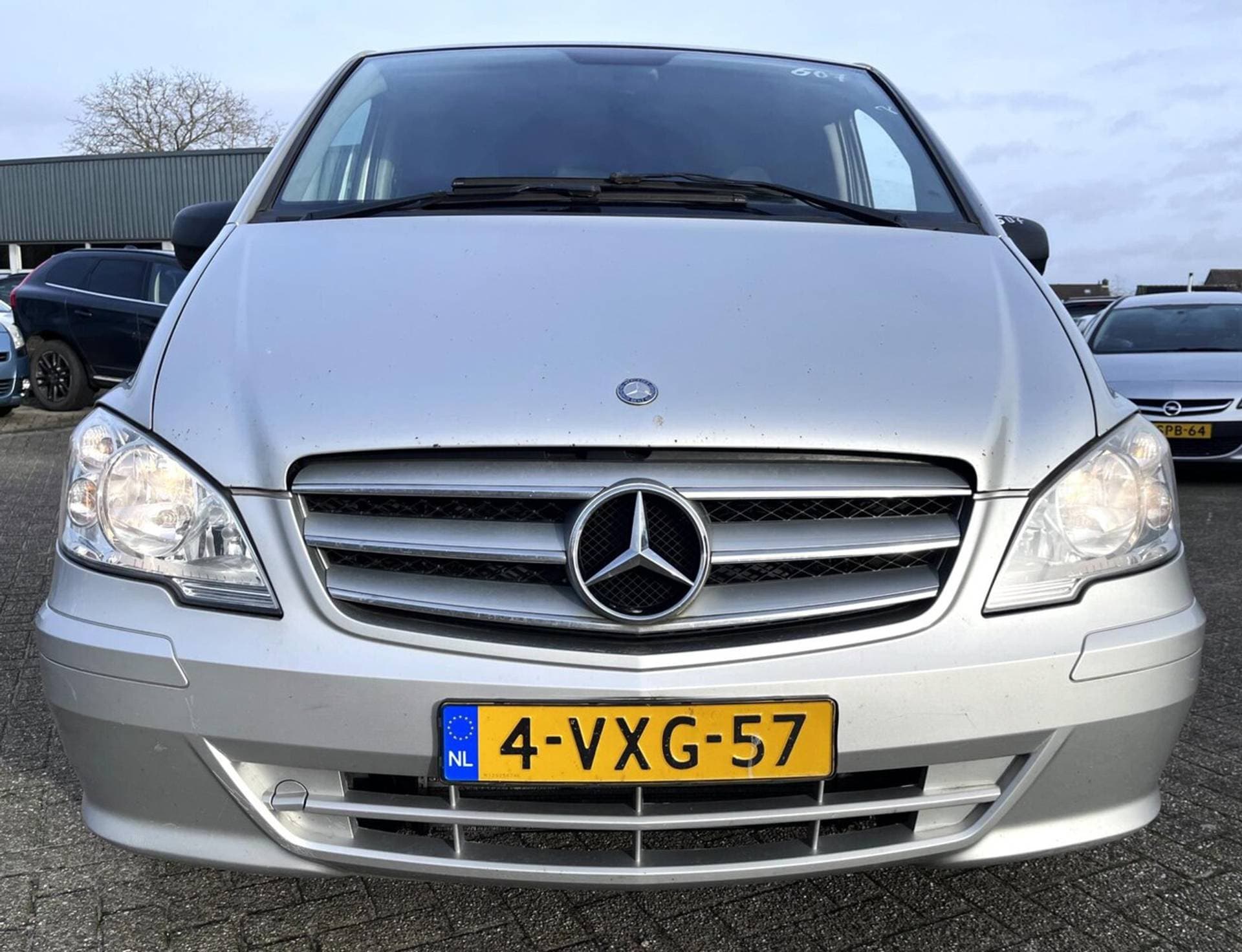 Mercedes-Benz Vito thumbnail 2