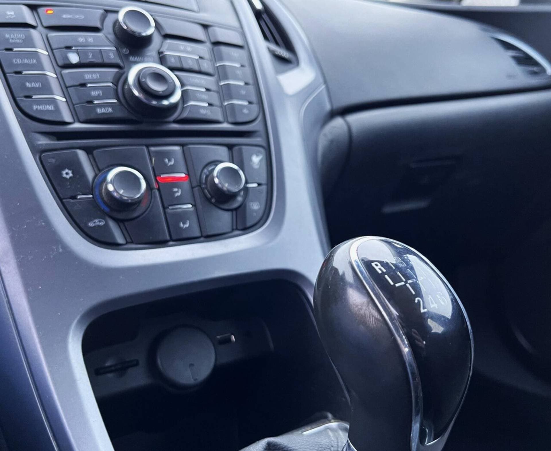 Opel Astra thumbnail 16