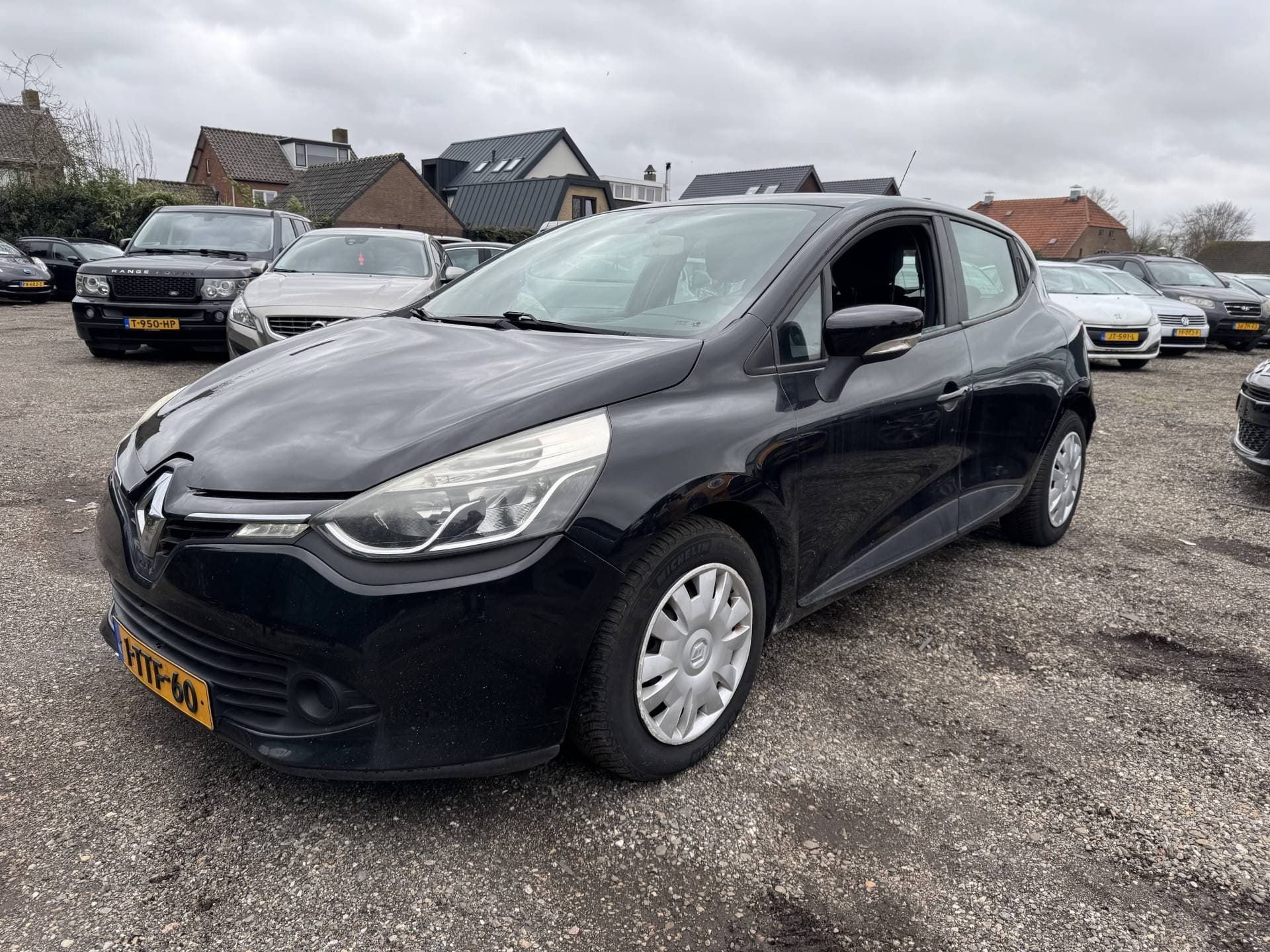 Renault Clio thumbnail 2