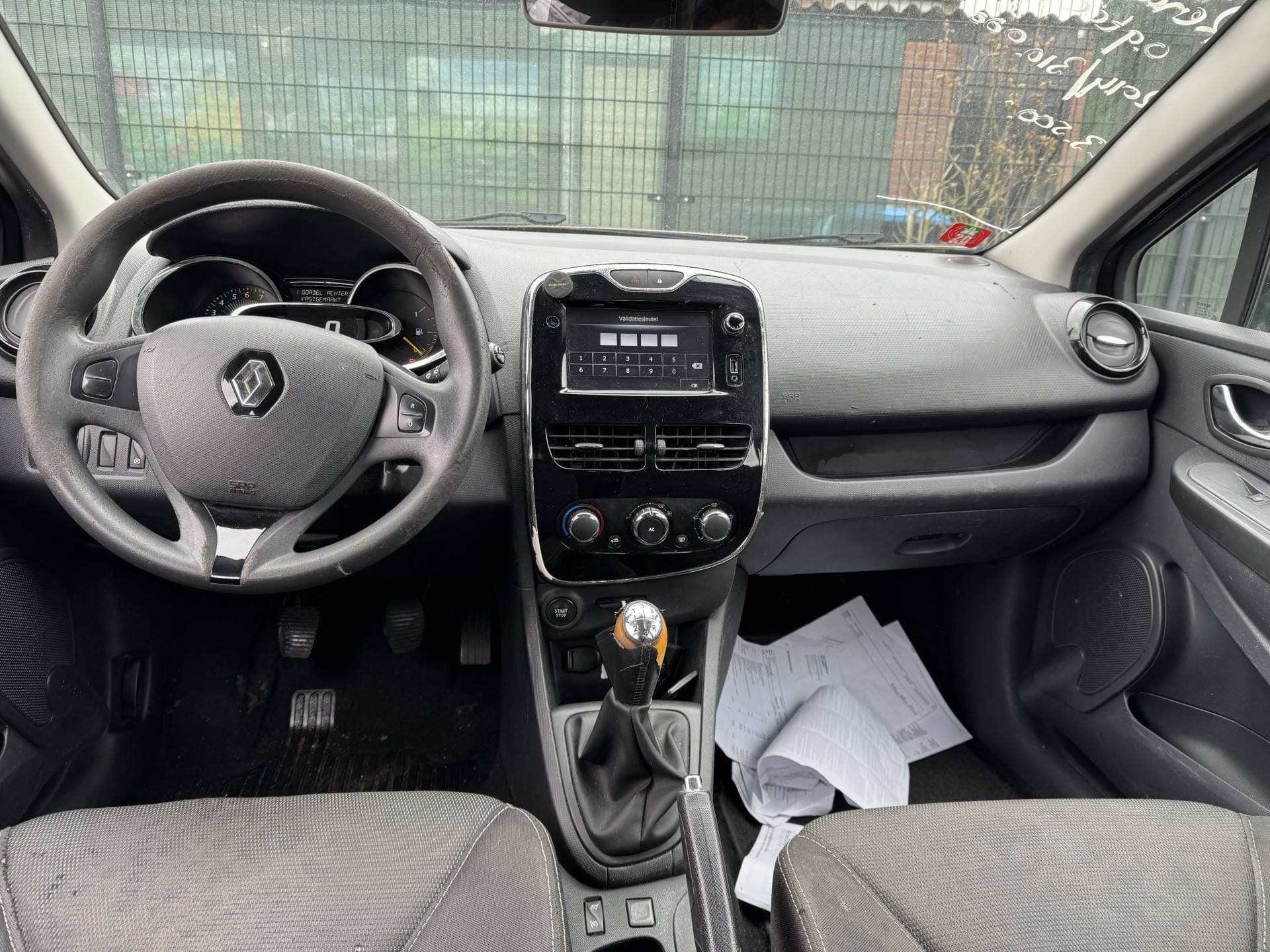 Renault Clio thumbnail 4