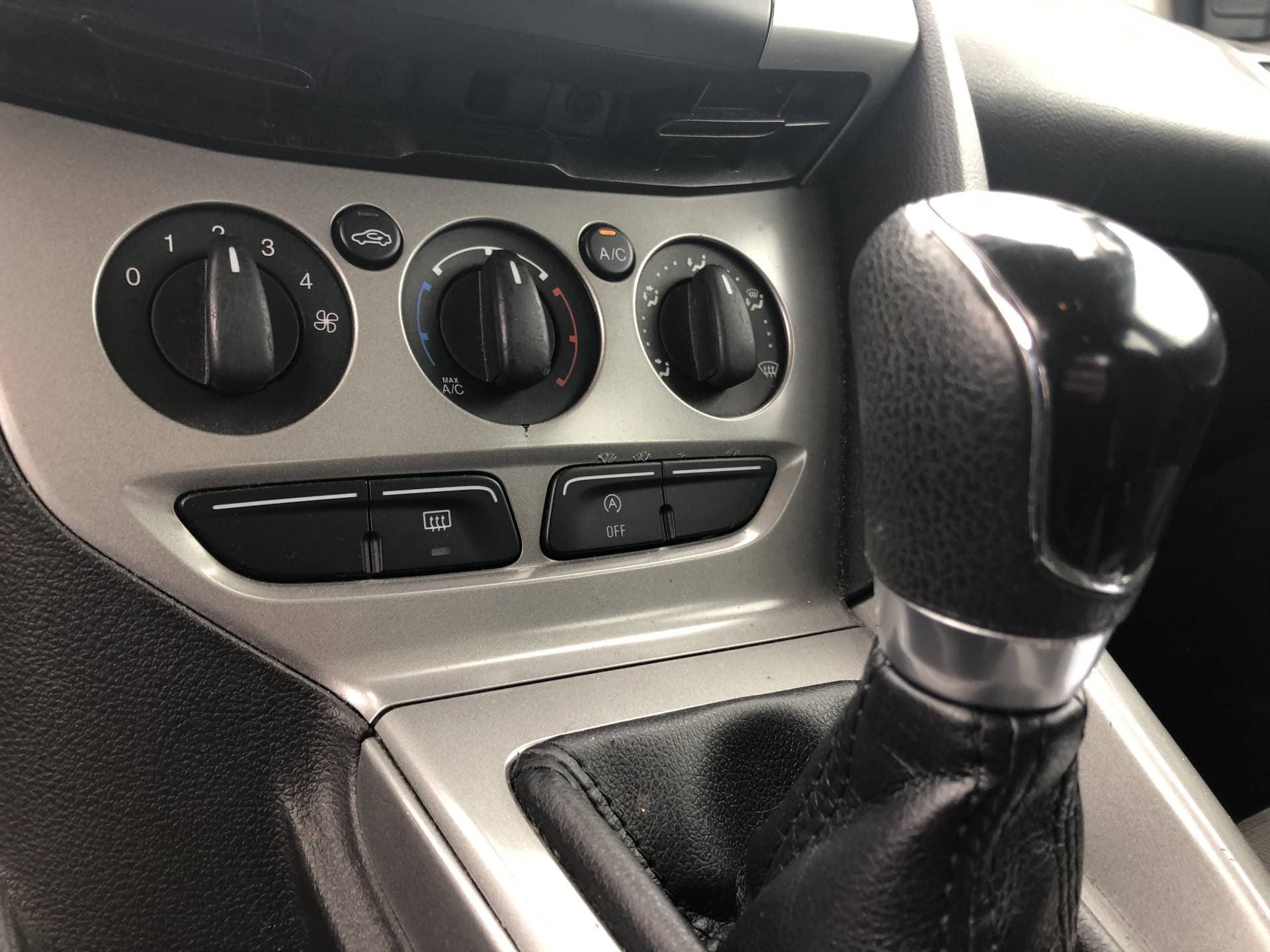 Ford Focus thumbnail 15