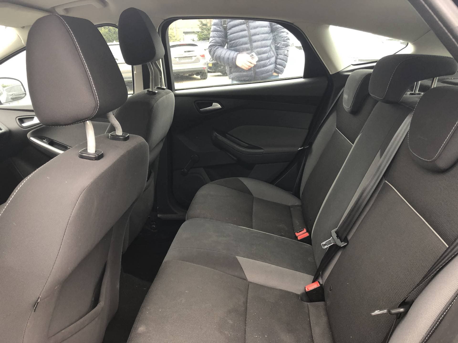 Ford Focus thumbnail 8