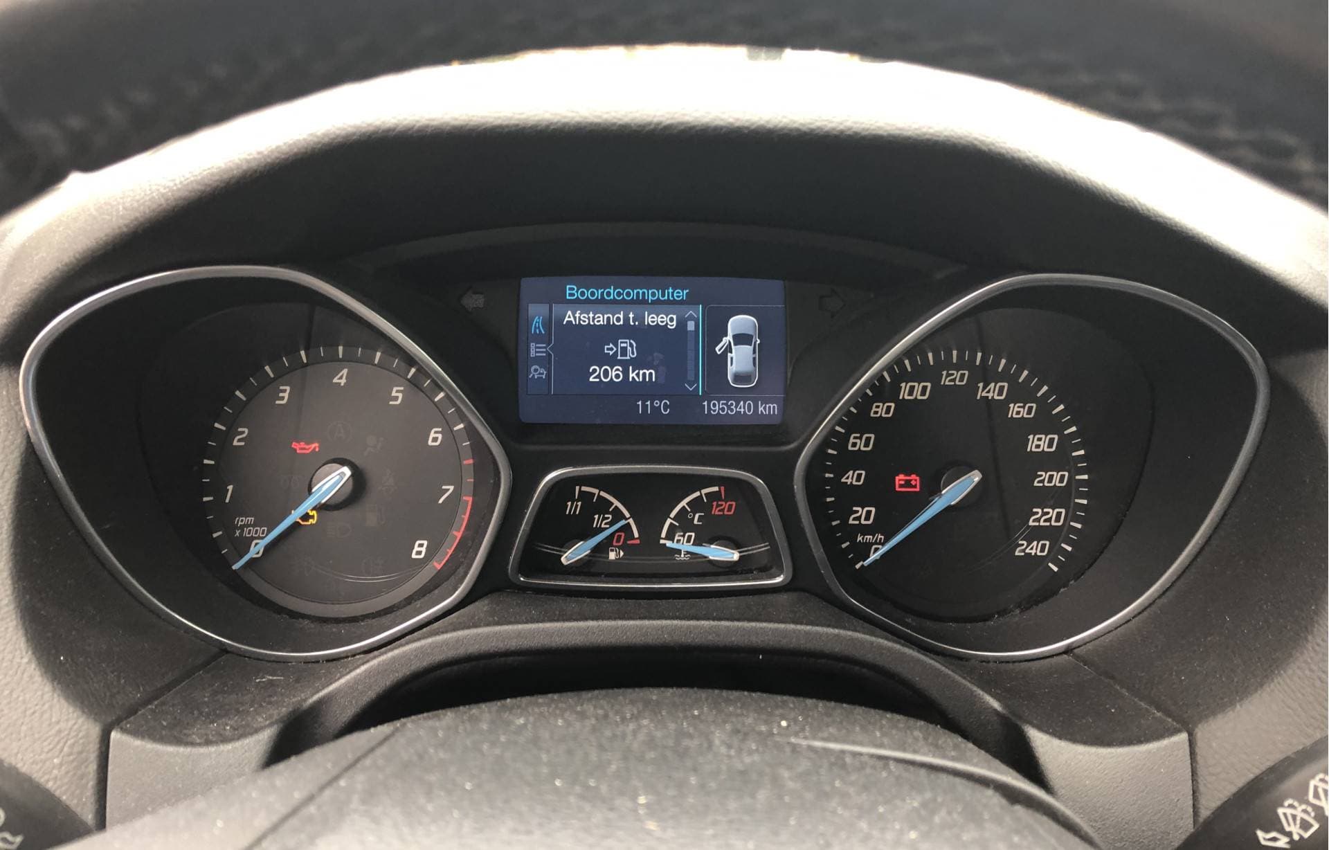 Ford Focus thumbnail 10