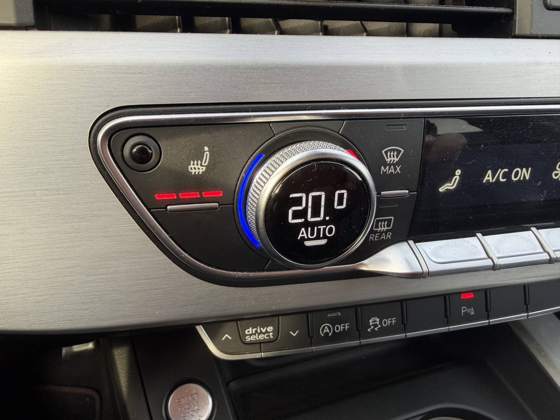 Audi A4 Avant 3.0 TDI quattro Sport Pro Line S thumbnail 11