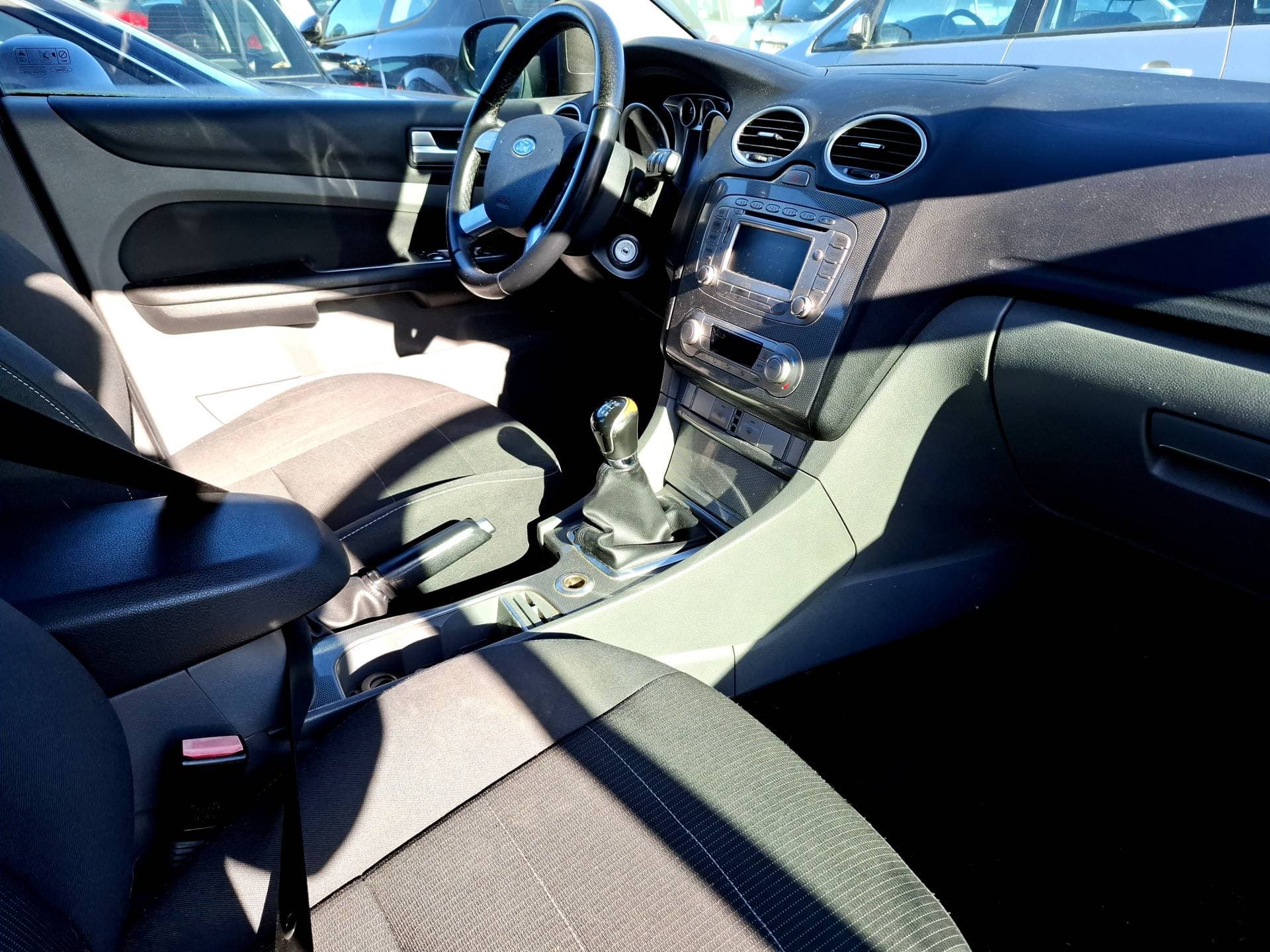 Ford Focus thumbnail 3