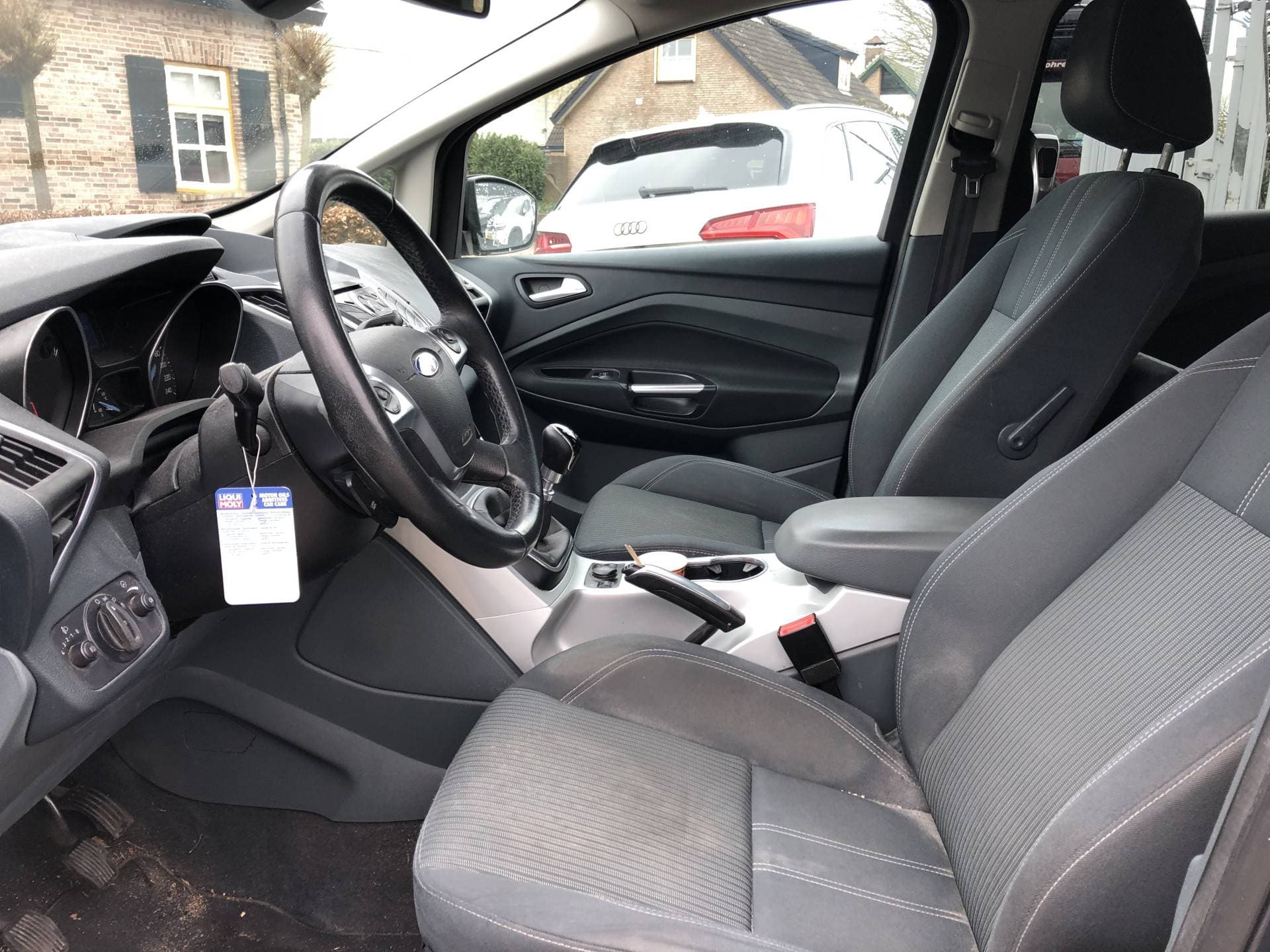 Ford Grand C-Max thumbnail 10