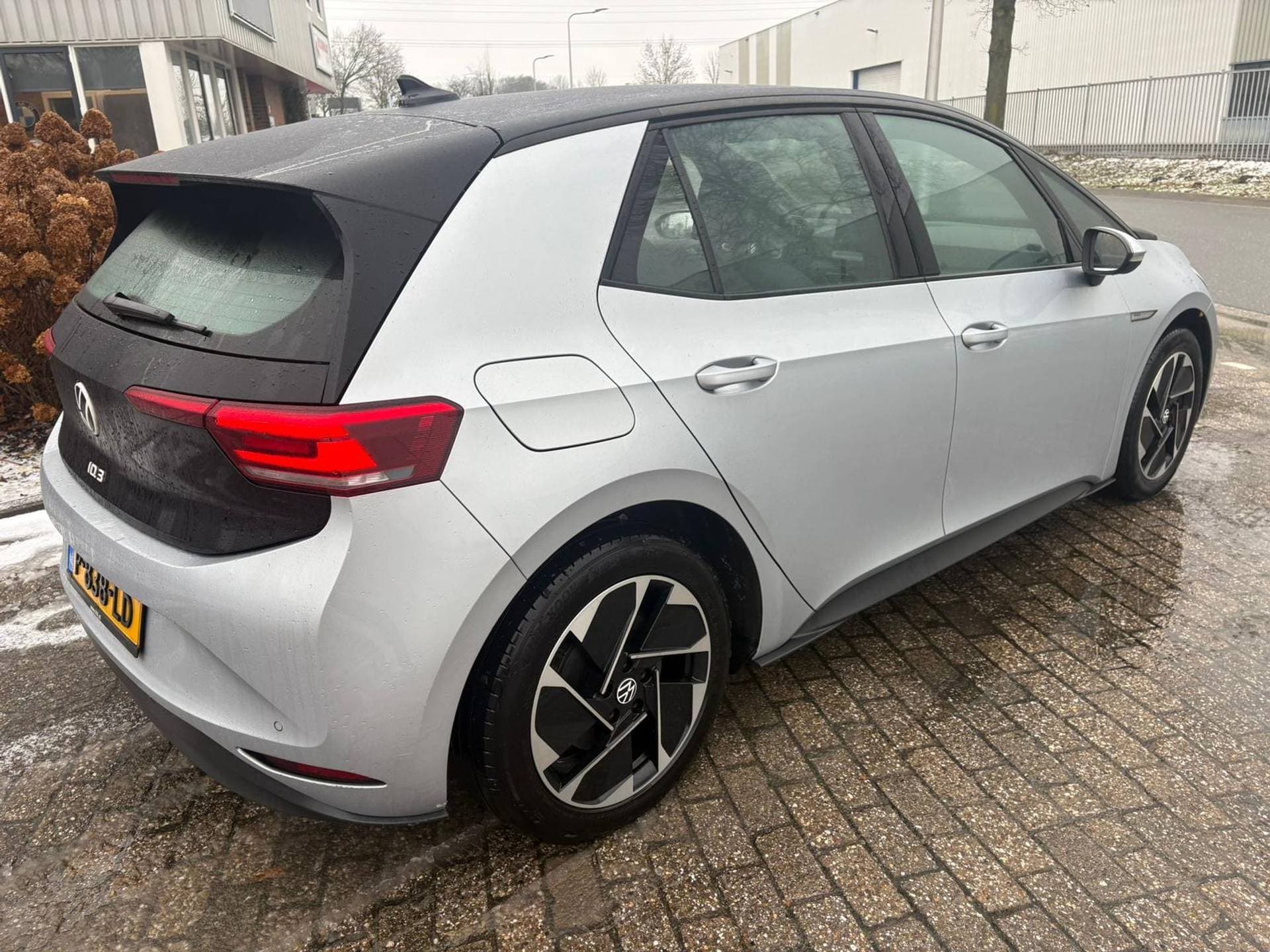 Volkswagen ID.3 thumbnail 8