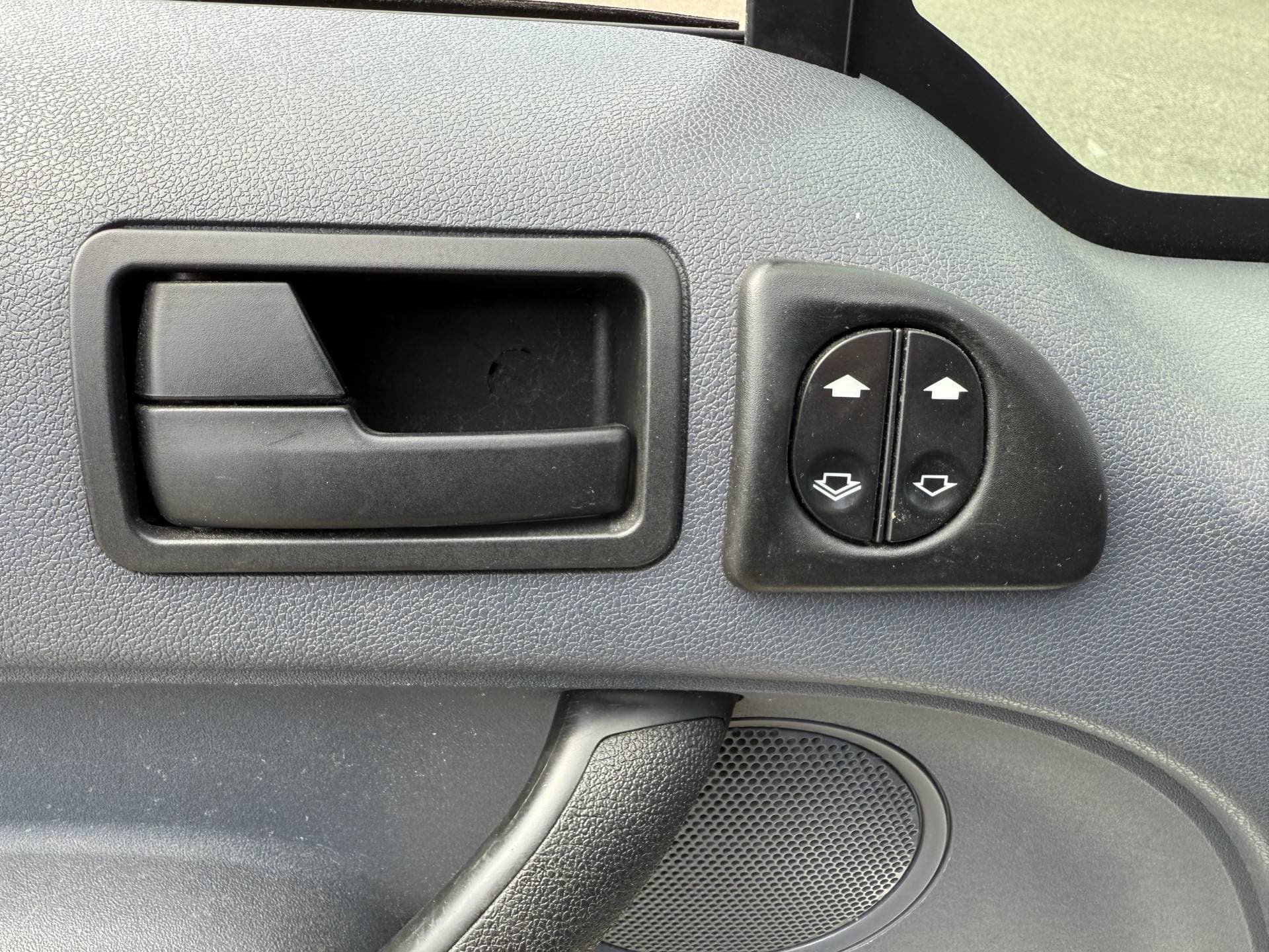 Ford Transit Connect thumbnail 11