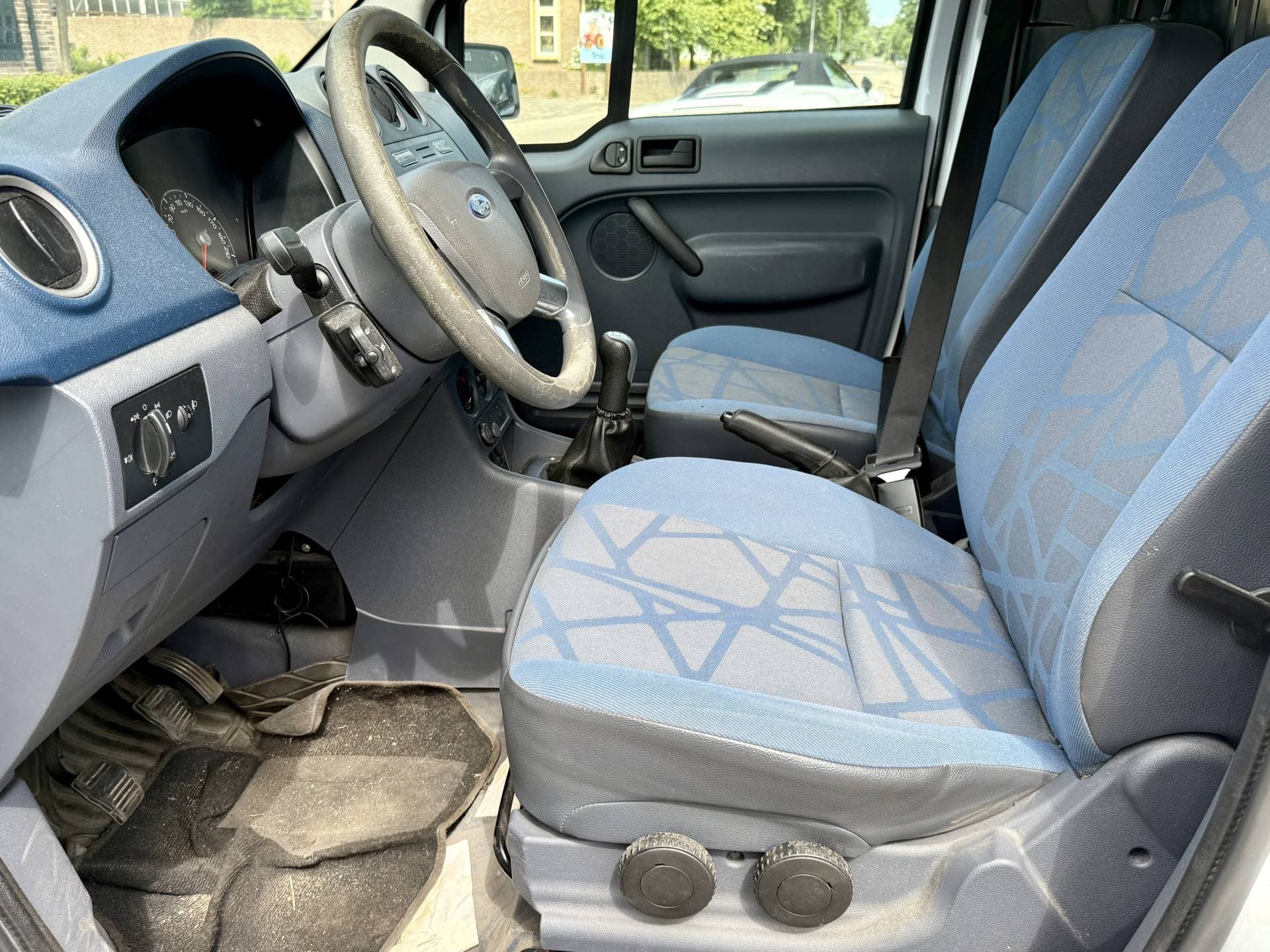 Ford Transit Connect thumbnail 13