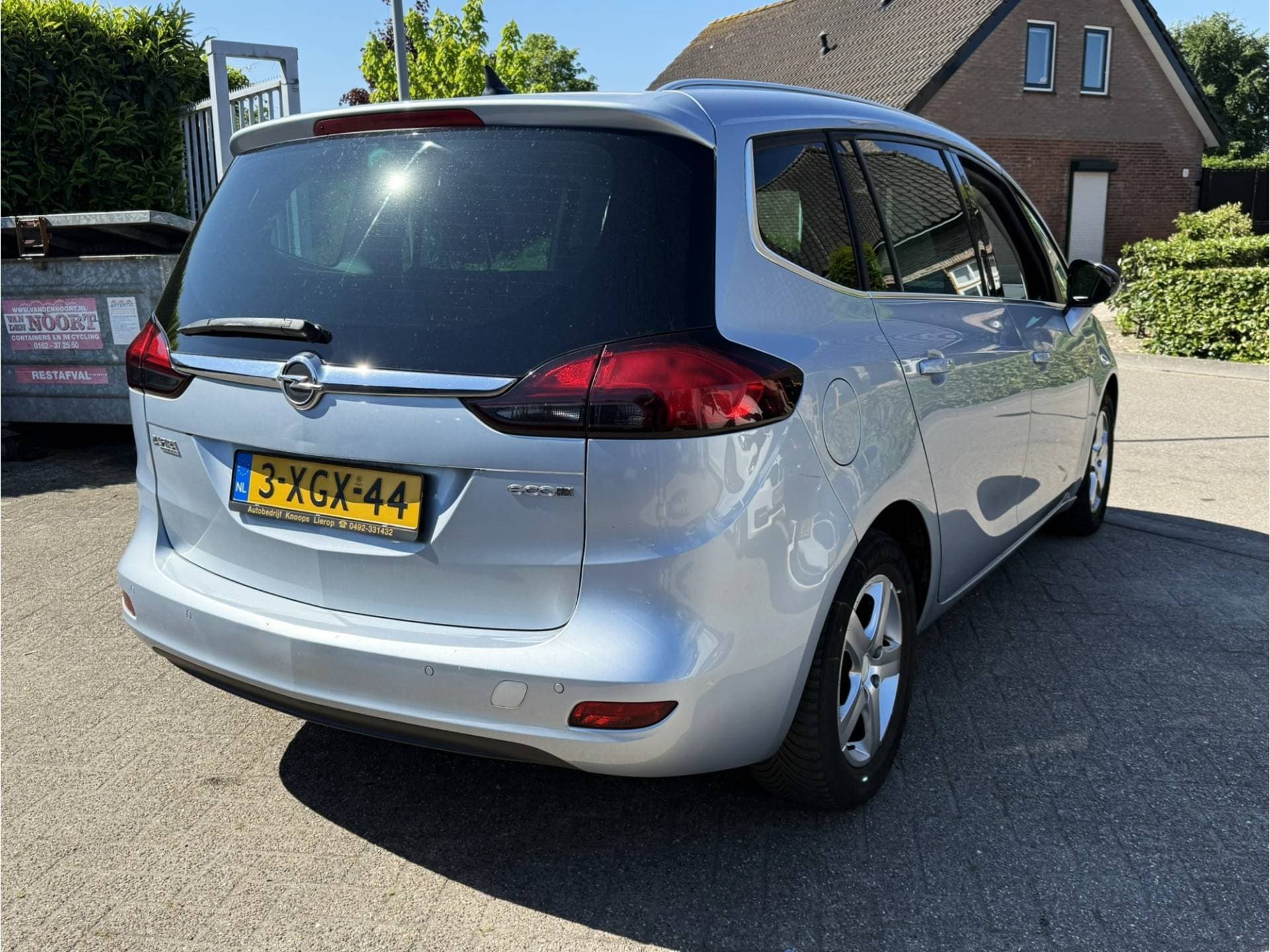 Opel Zafira thumbnail 6