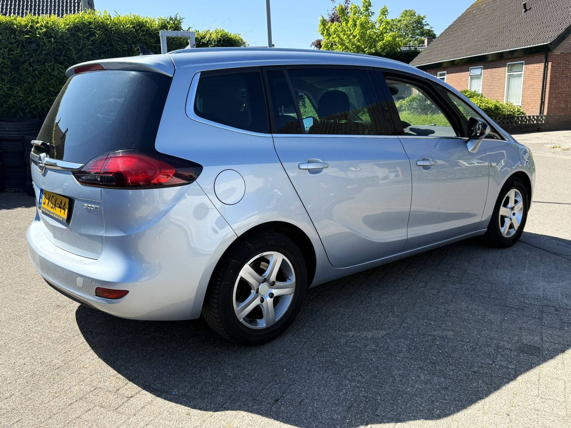 Opel Zafira thumbnail 7