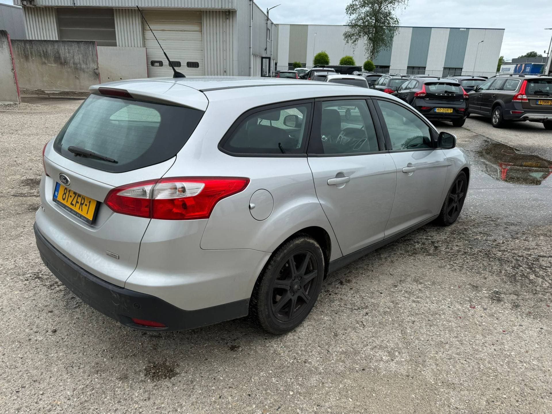 Ford Focus thumbnail 6